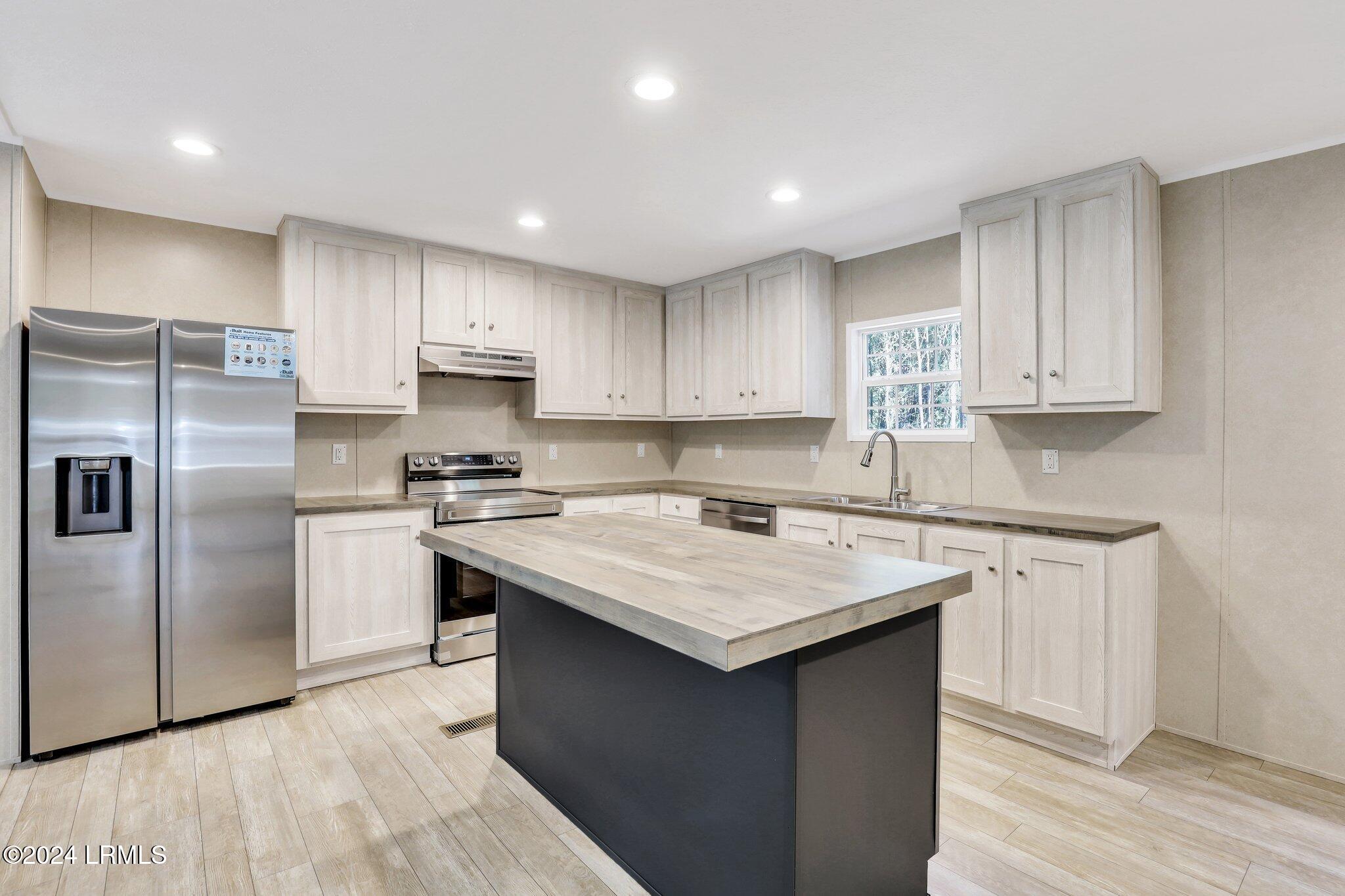 175 Sunny Loop