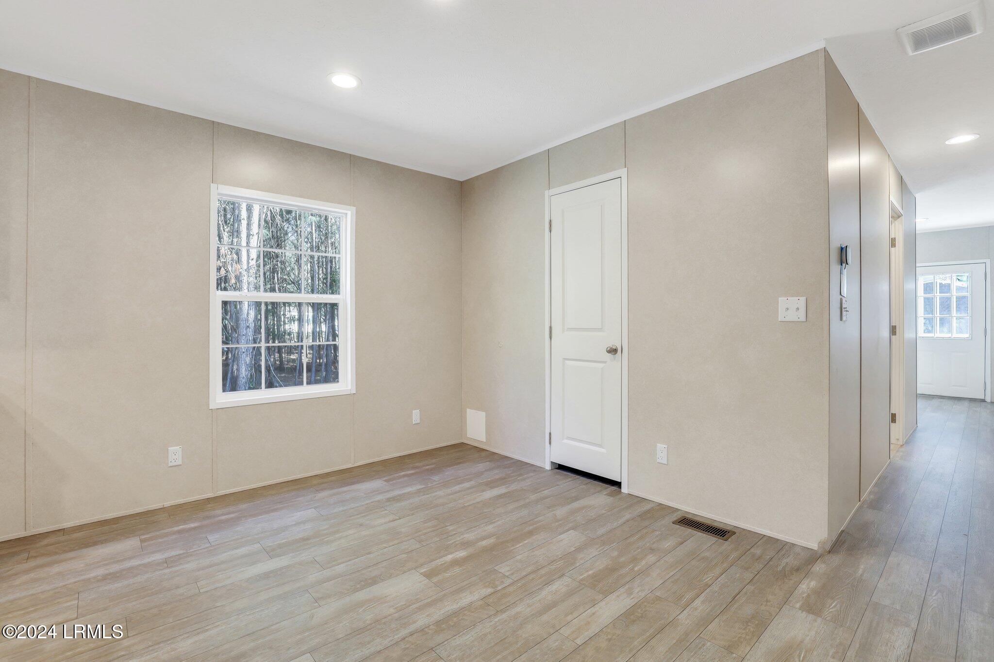 175 Sunny Loop