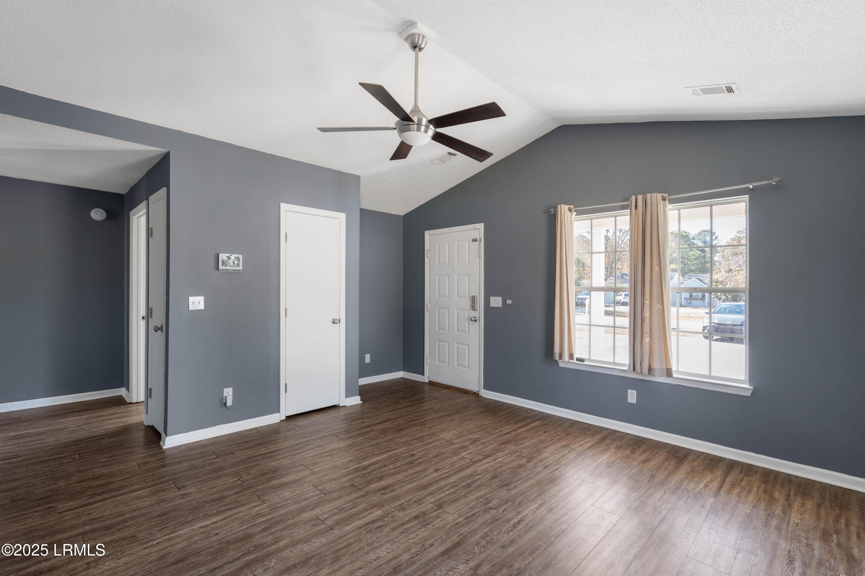 4 Irongate Drive