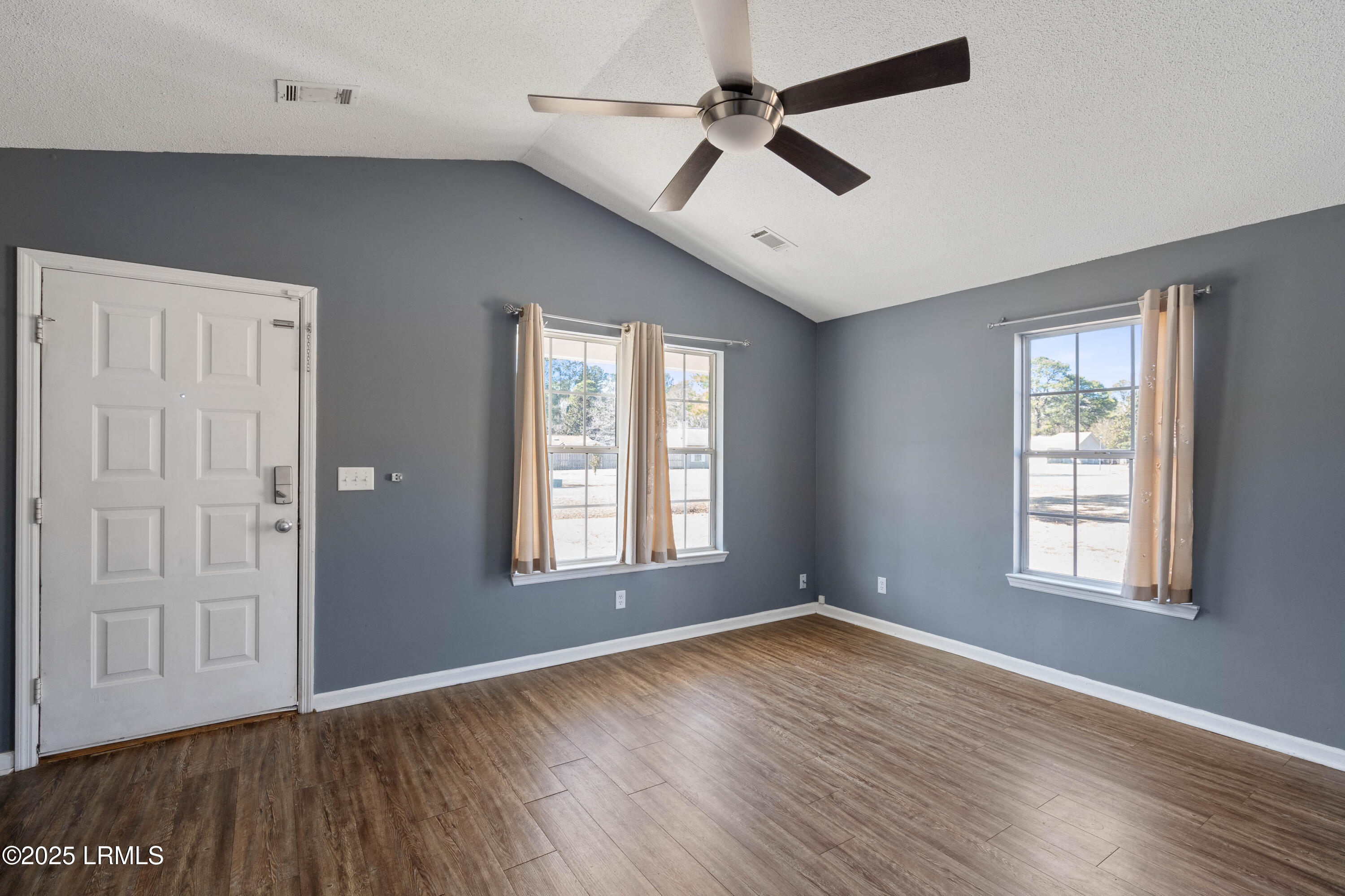 4 Irongate Drive