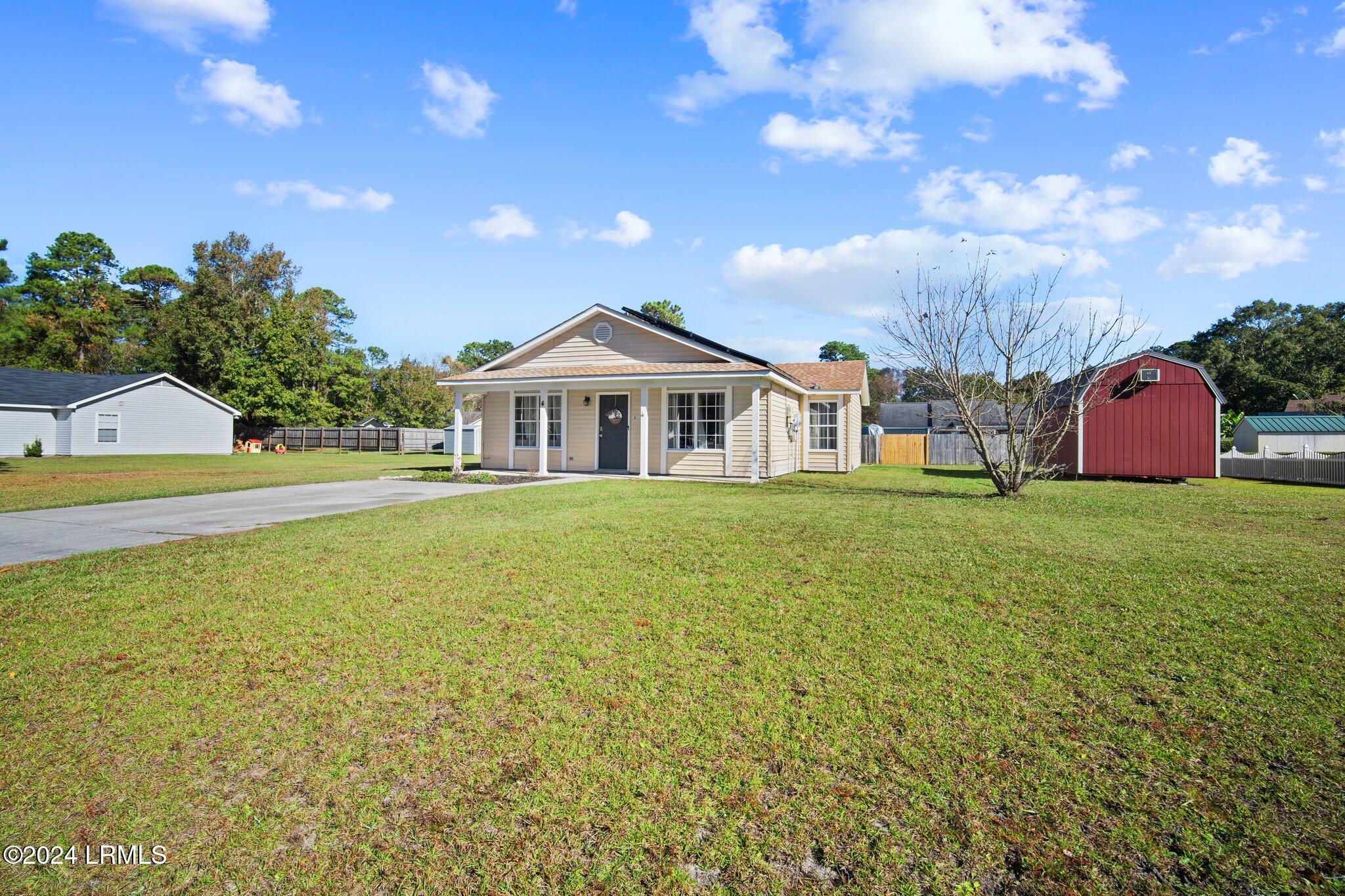 4 Irongate Drive