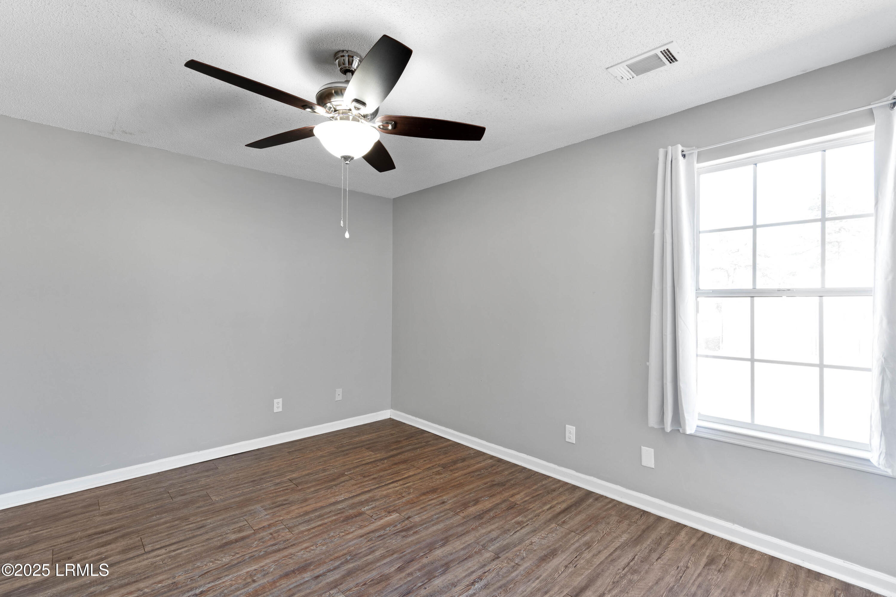 4 Irongate Drive