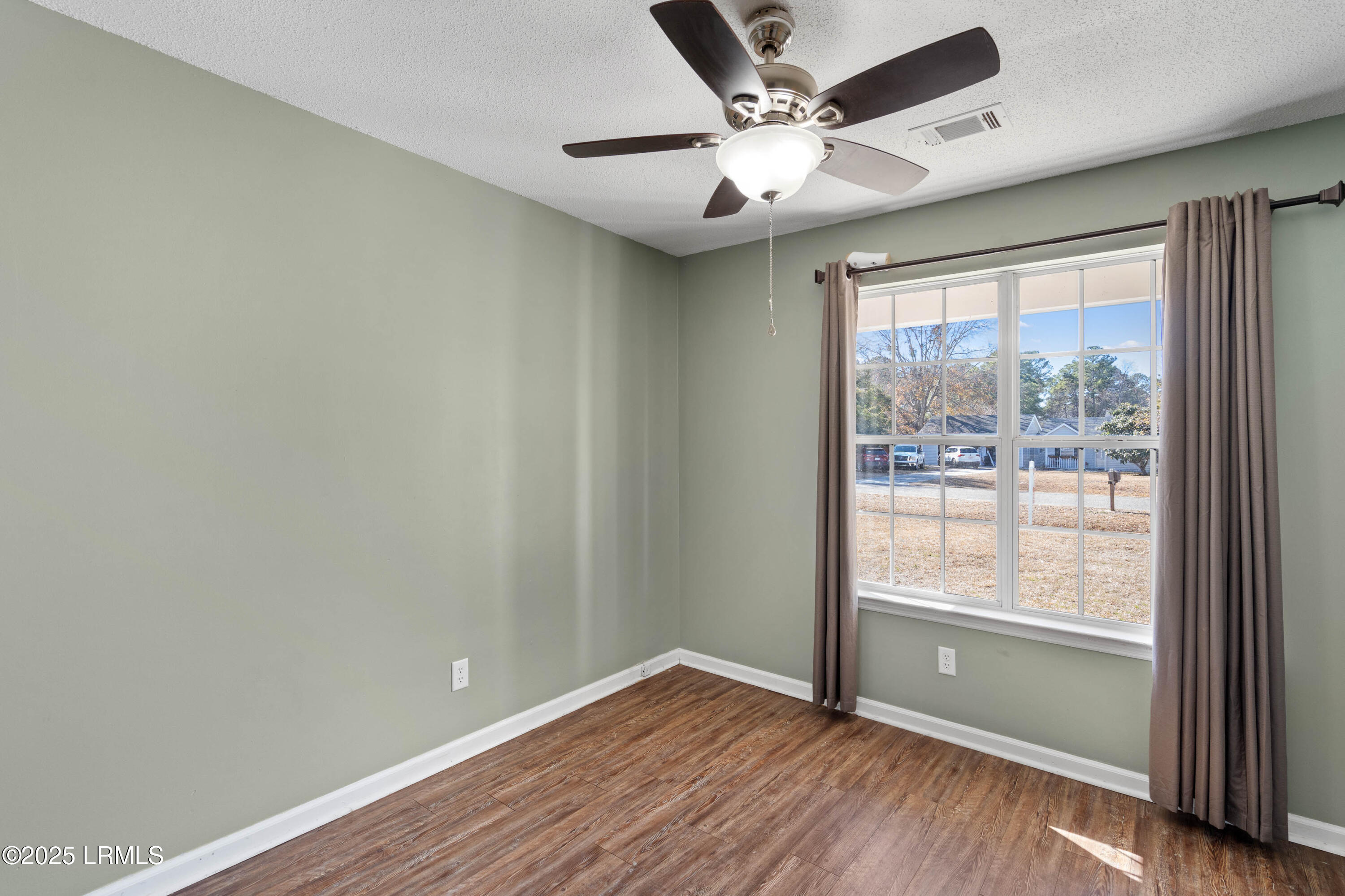 4 Irongate Drive