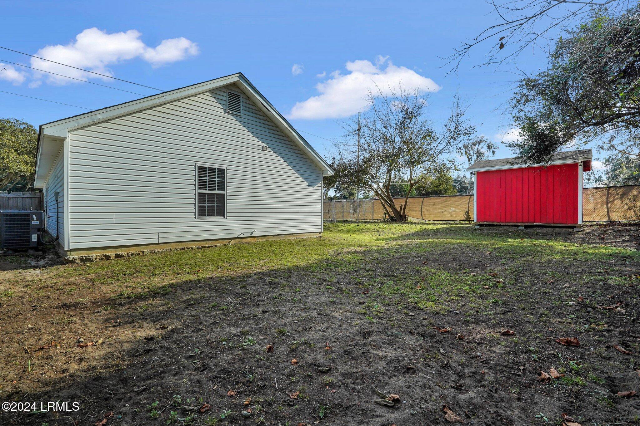 910 Hamar Street
