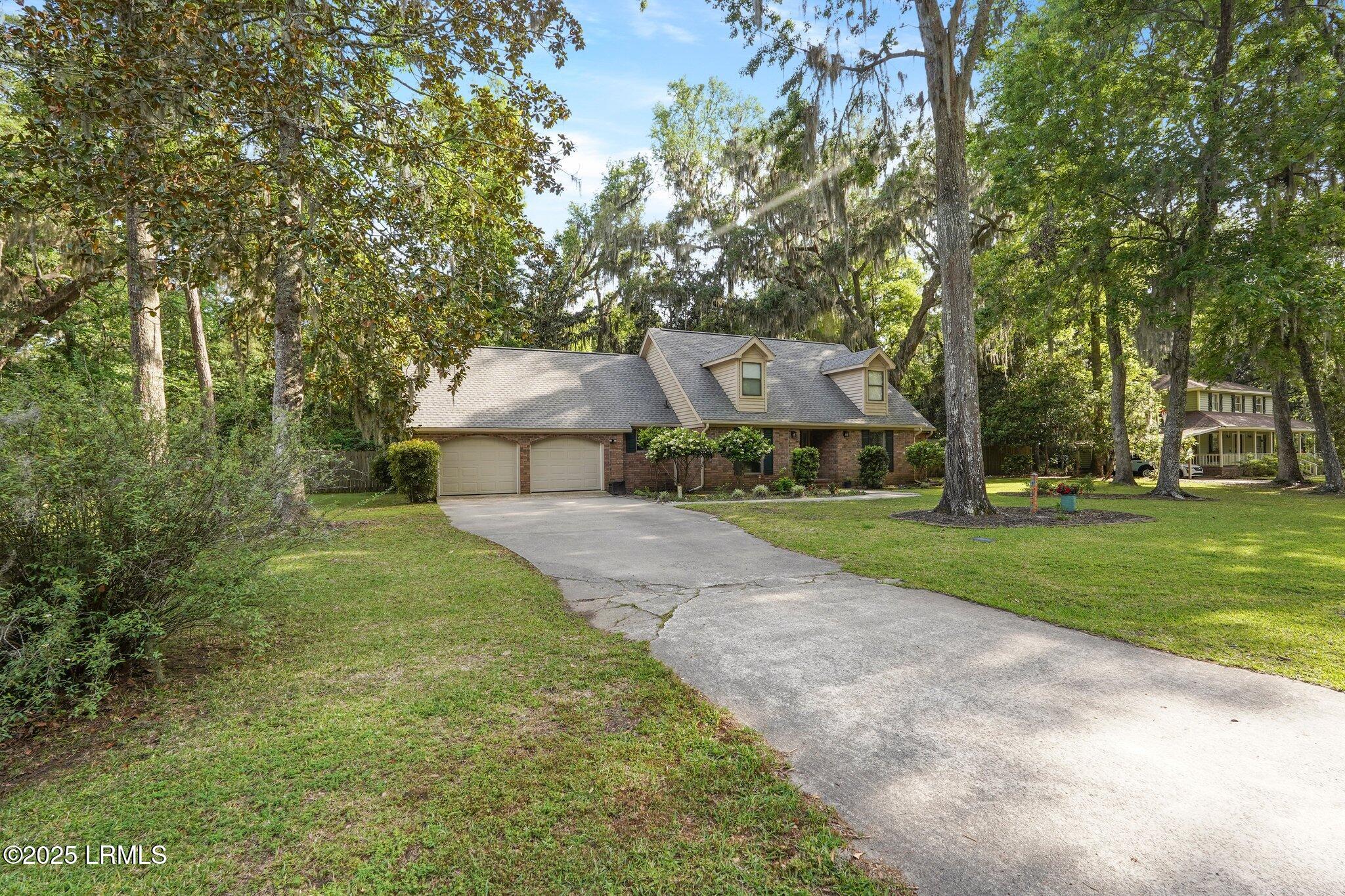 34 Chesterfield Lake Drive