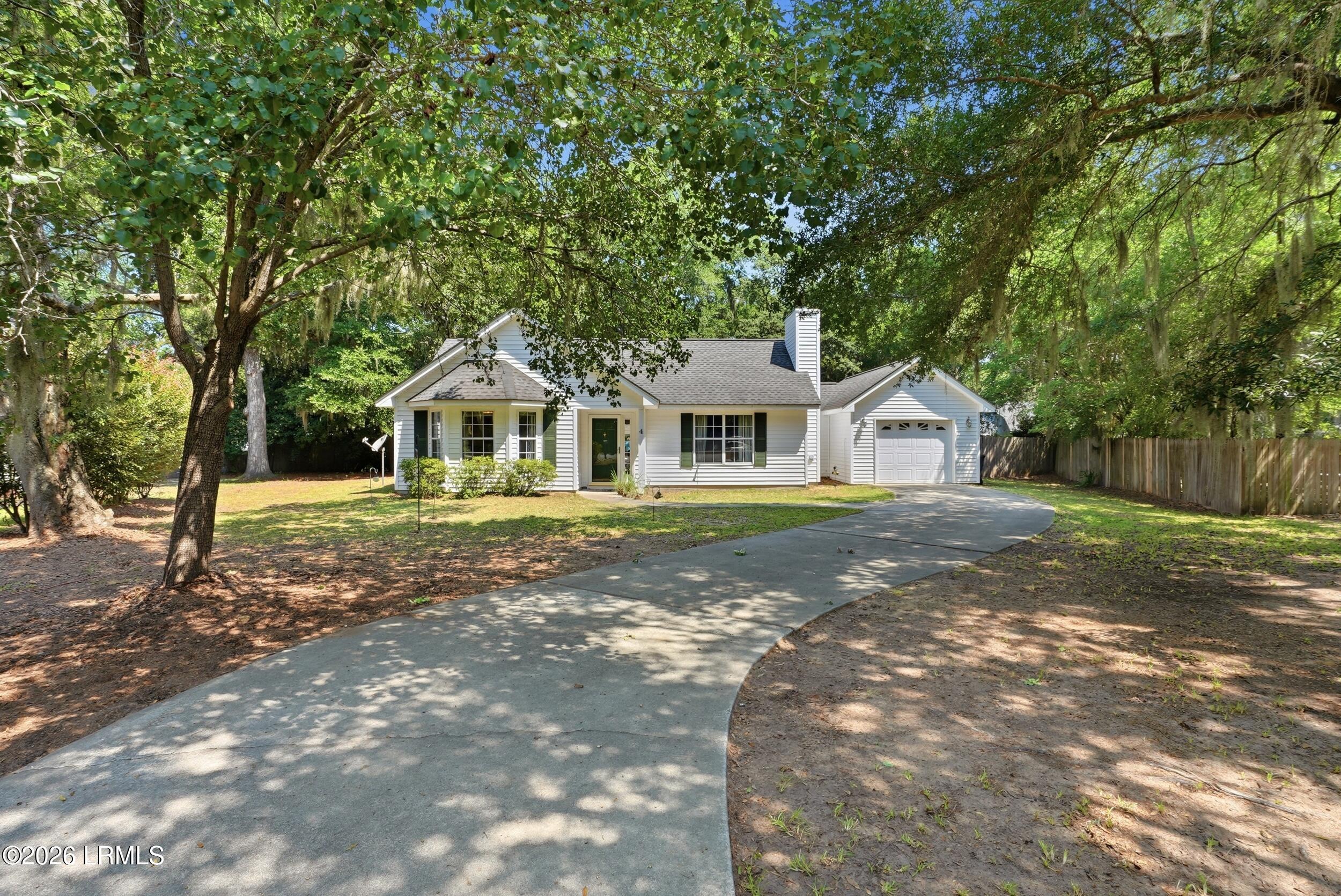 4 Beau Circle
