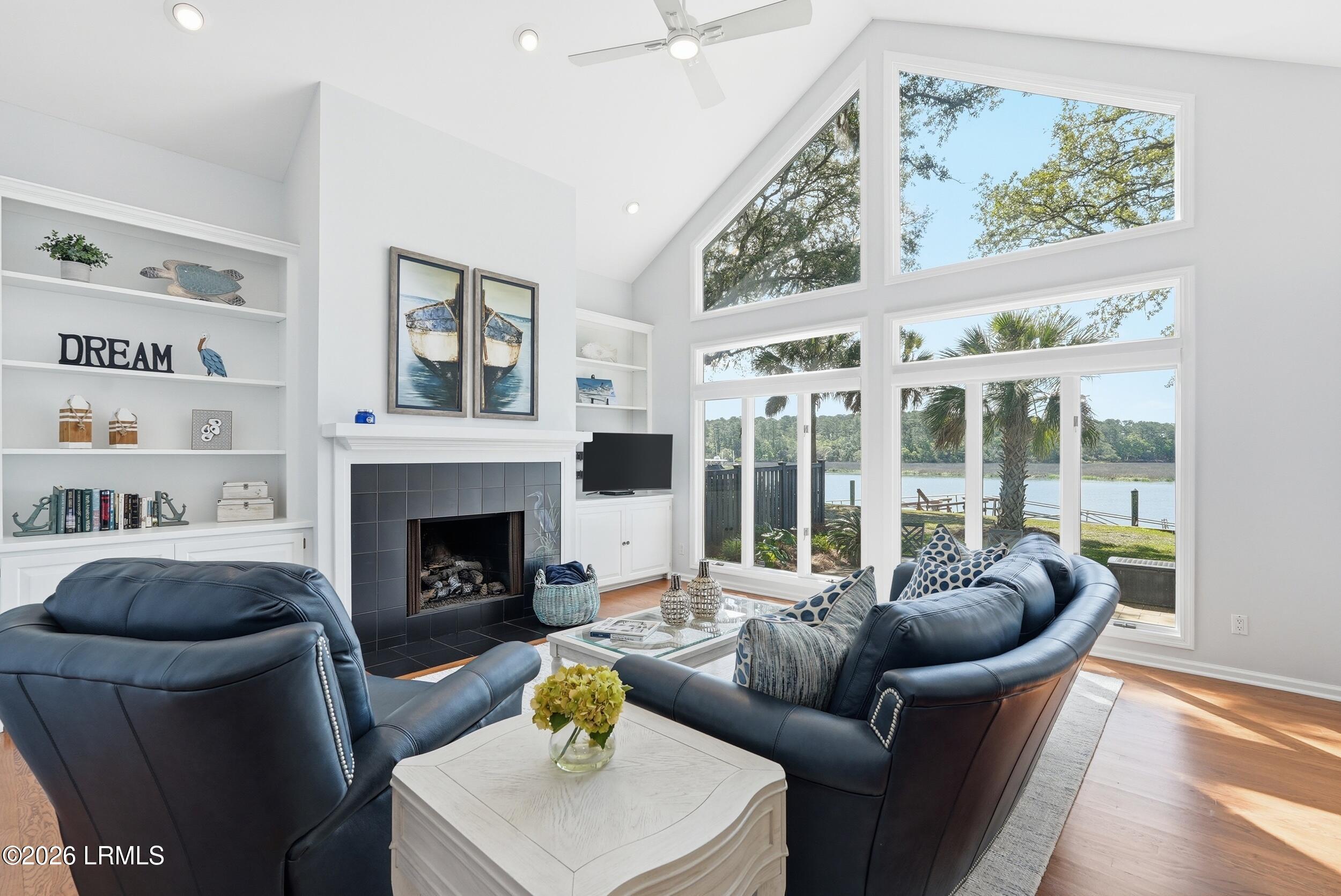 4 Broomfield Lane