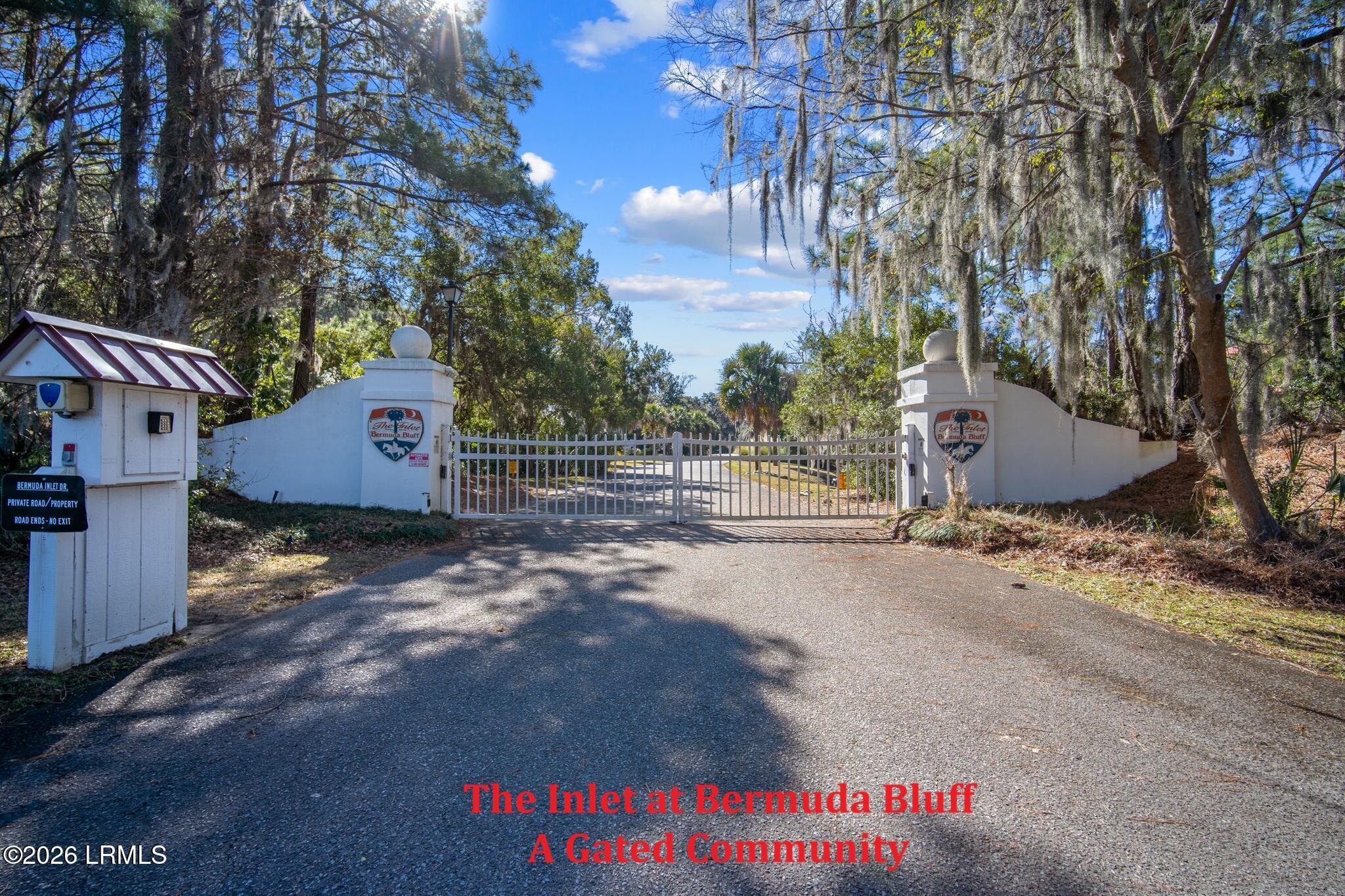 54 Bermuda Inlet Drive, St. Helena Island