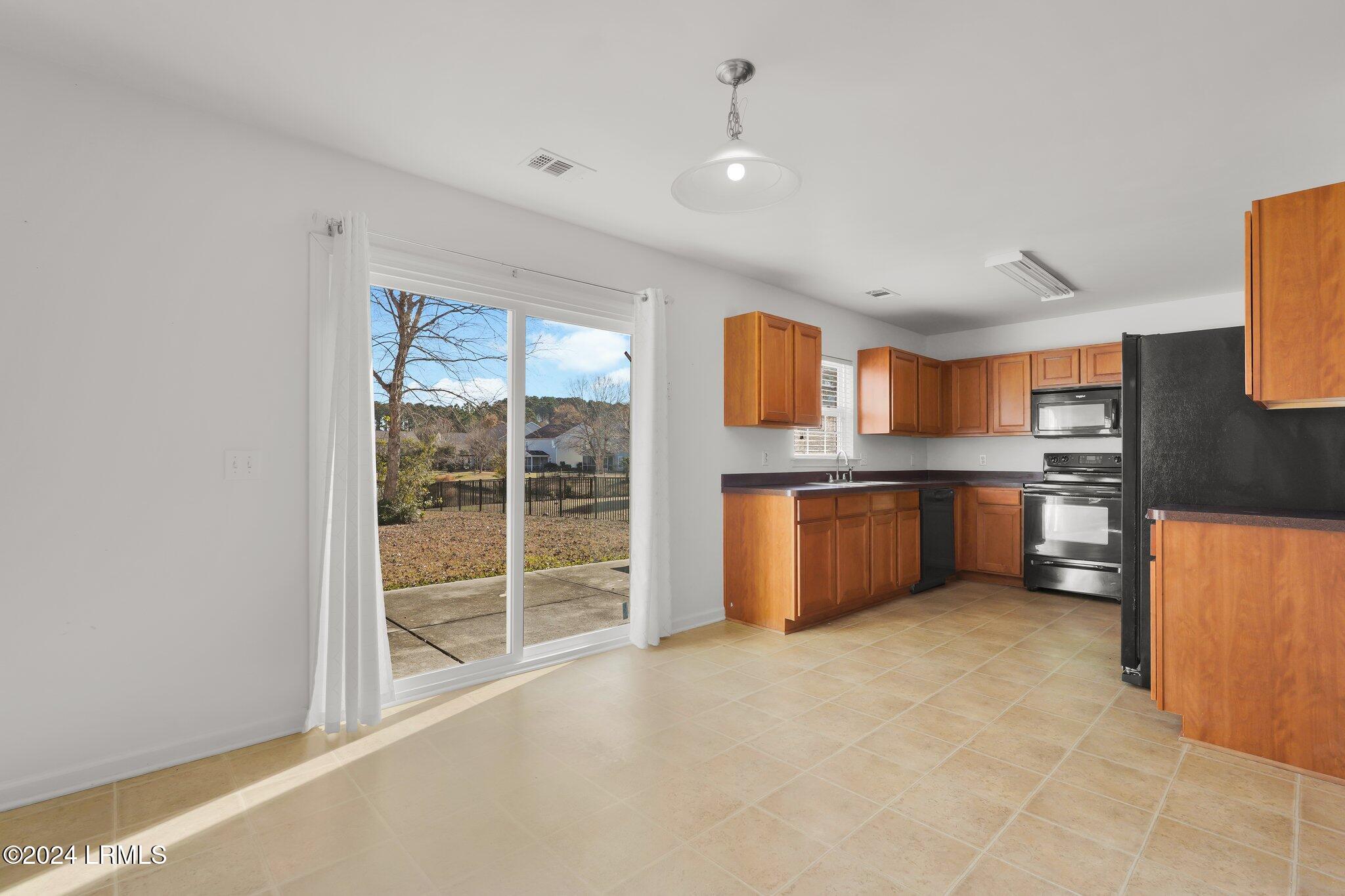 25 Pennyroyal Way