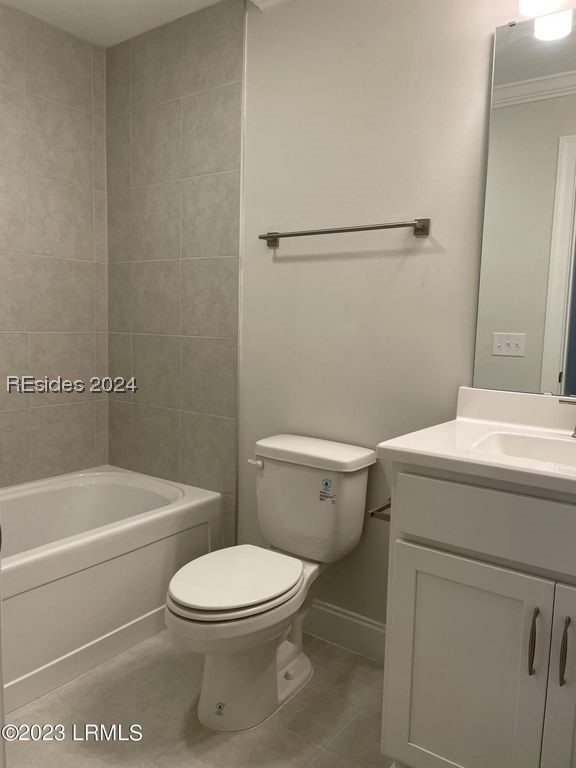 314 Bleeker Street S 23