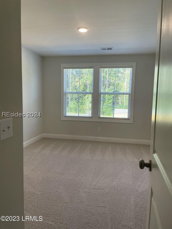 314 Bleeker Street S 23