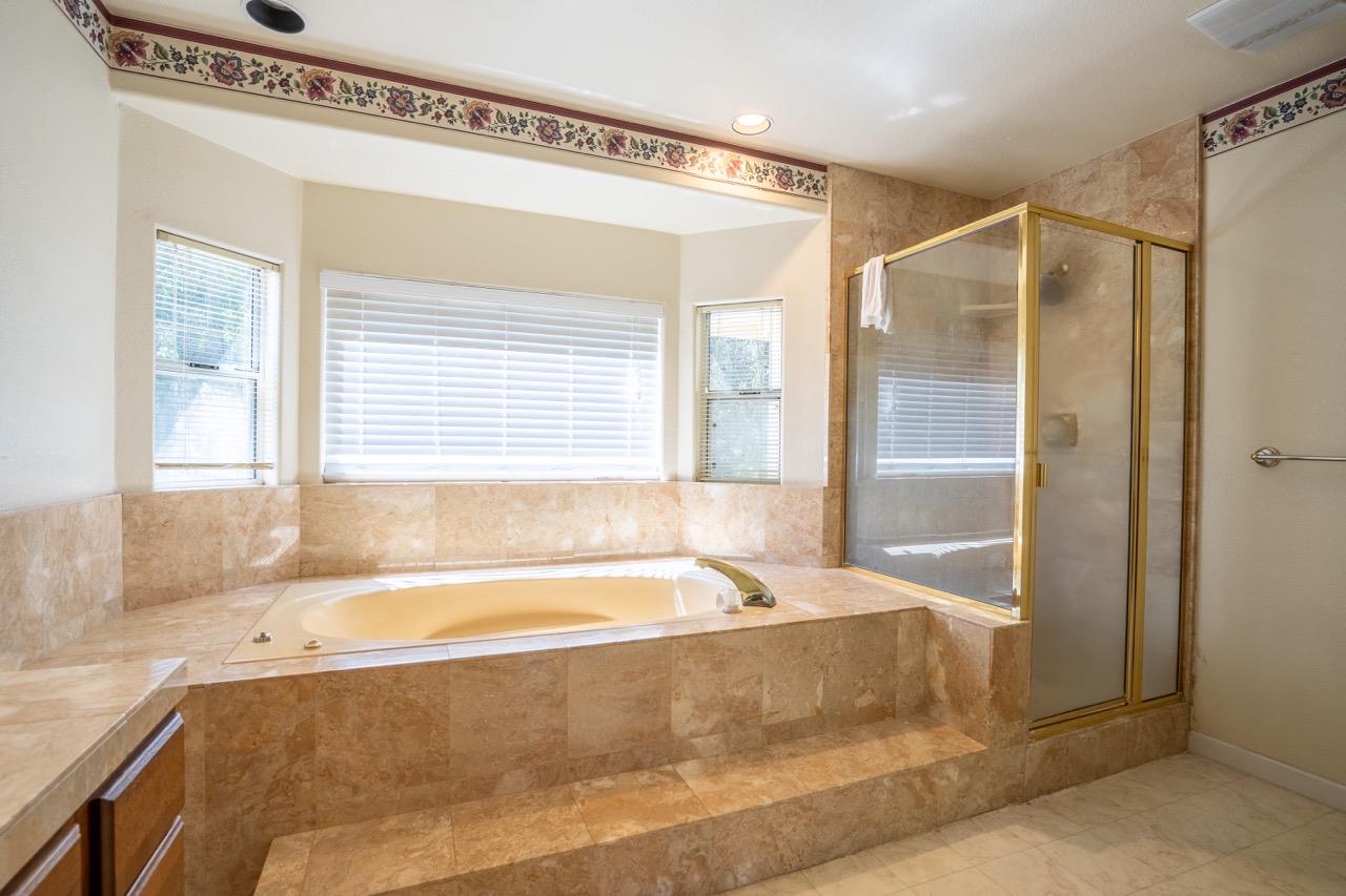 255 Windsong WAY