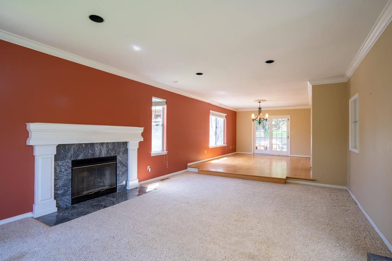 255 Windsong WAY