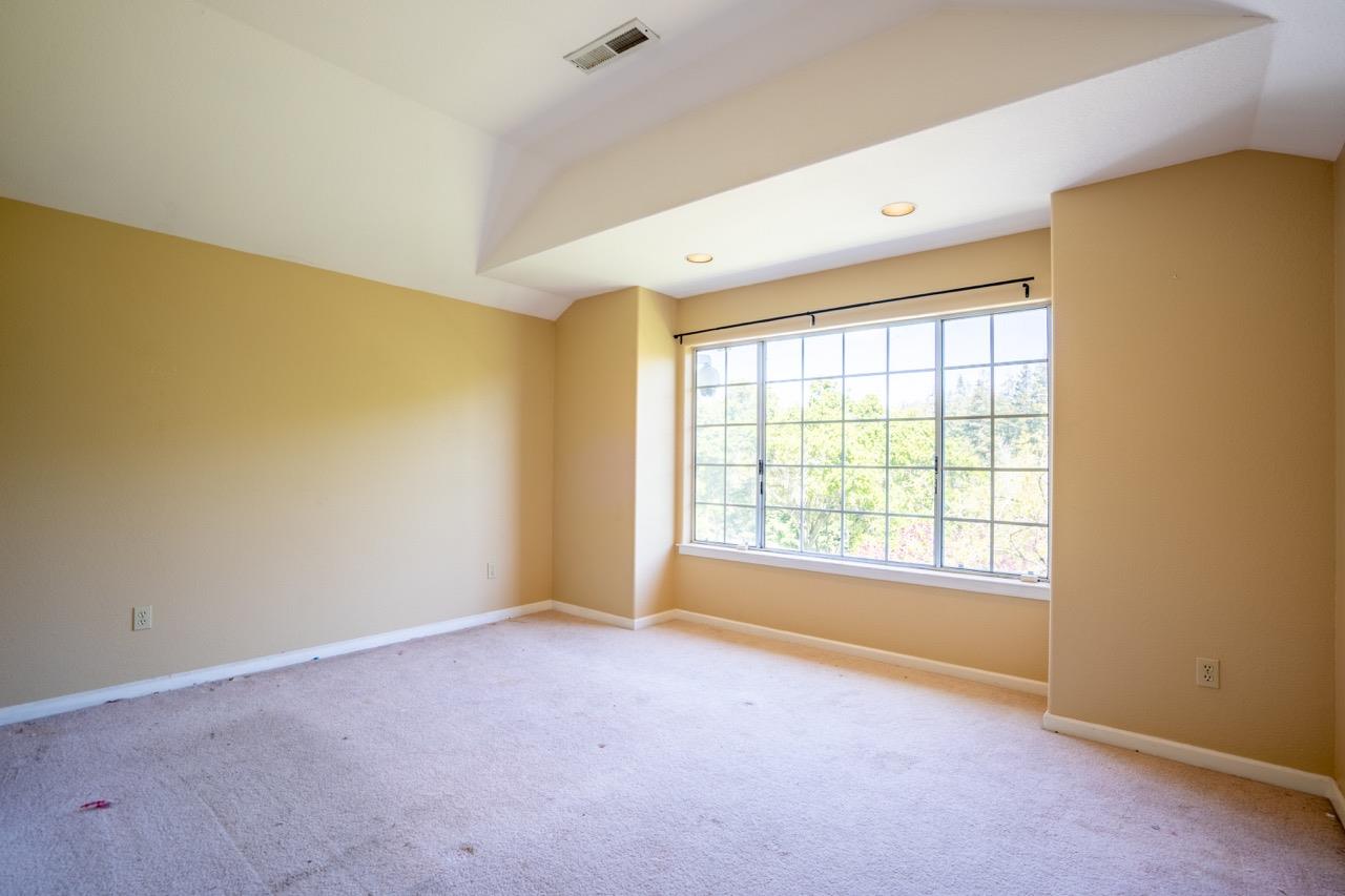 255 Windsong WAY