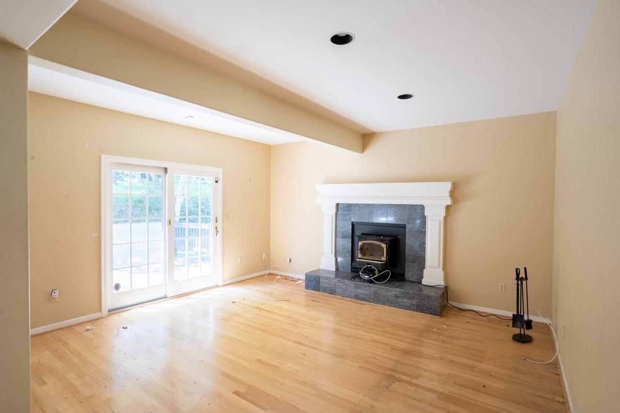 255 Windsong WAY
