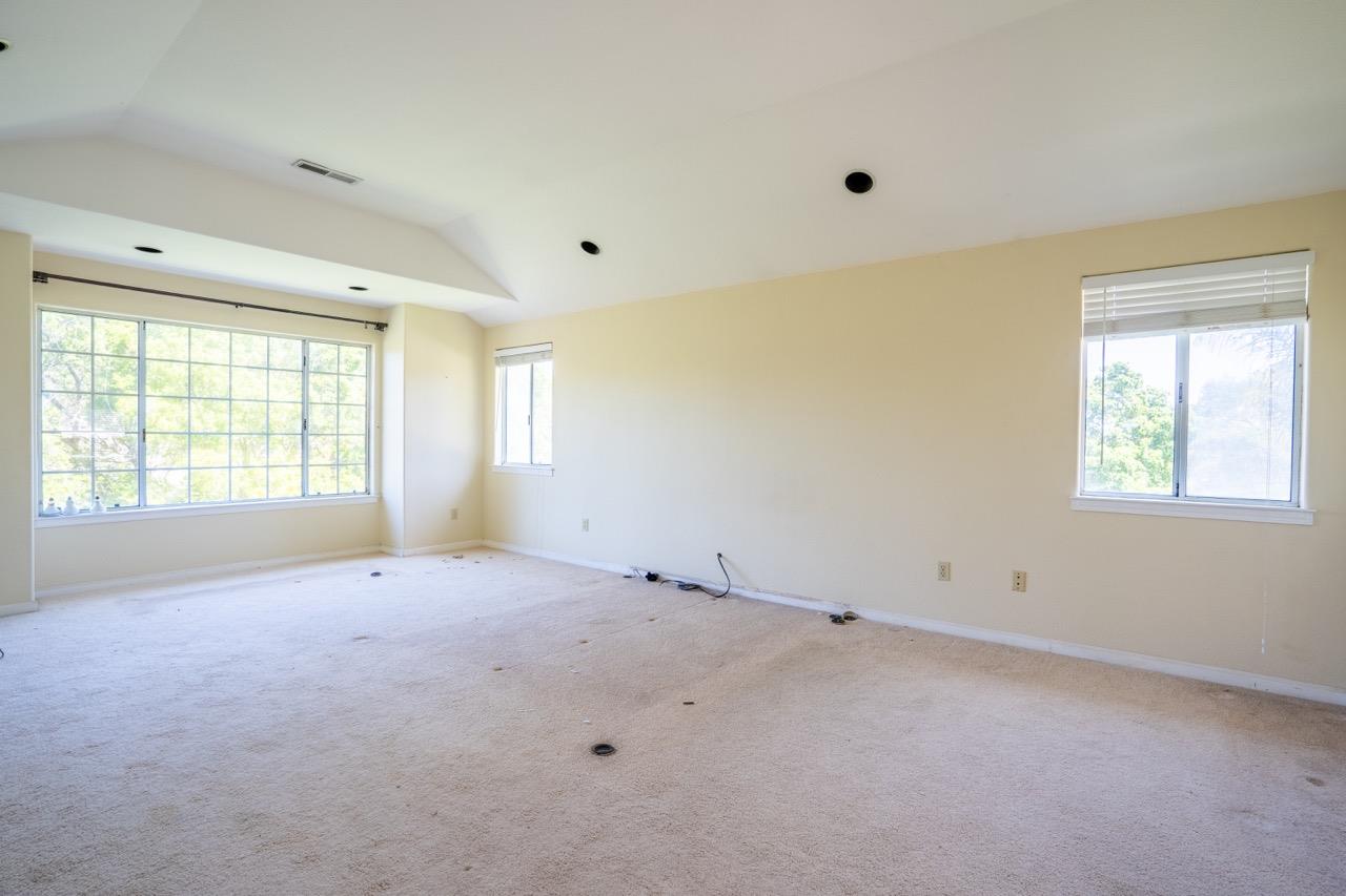 255 Windsong WAY