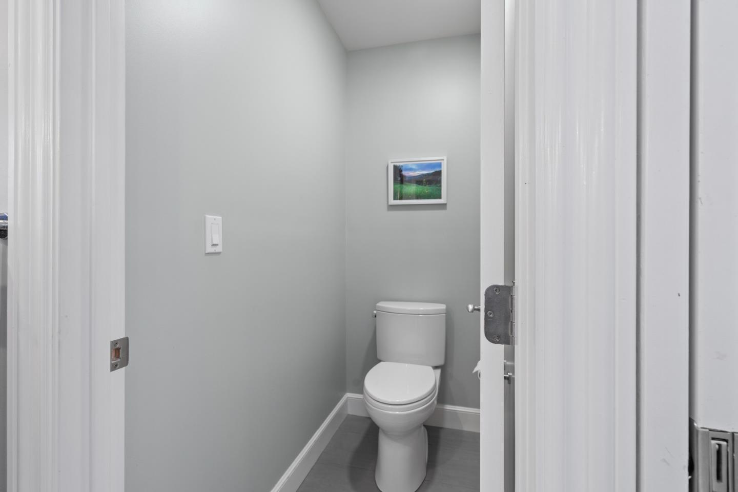 6564 Gillis DR