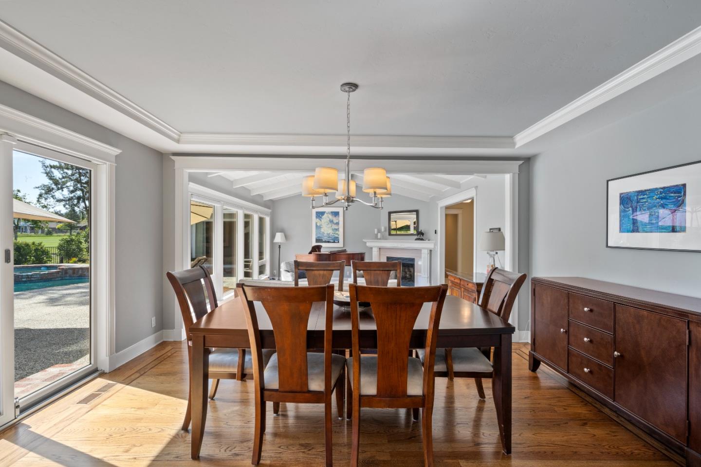 6564 Gillis DR