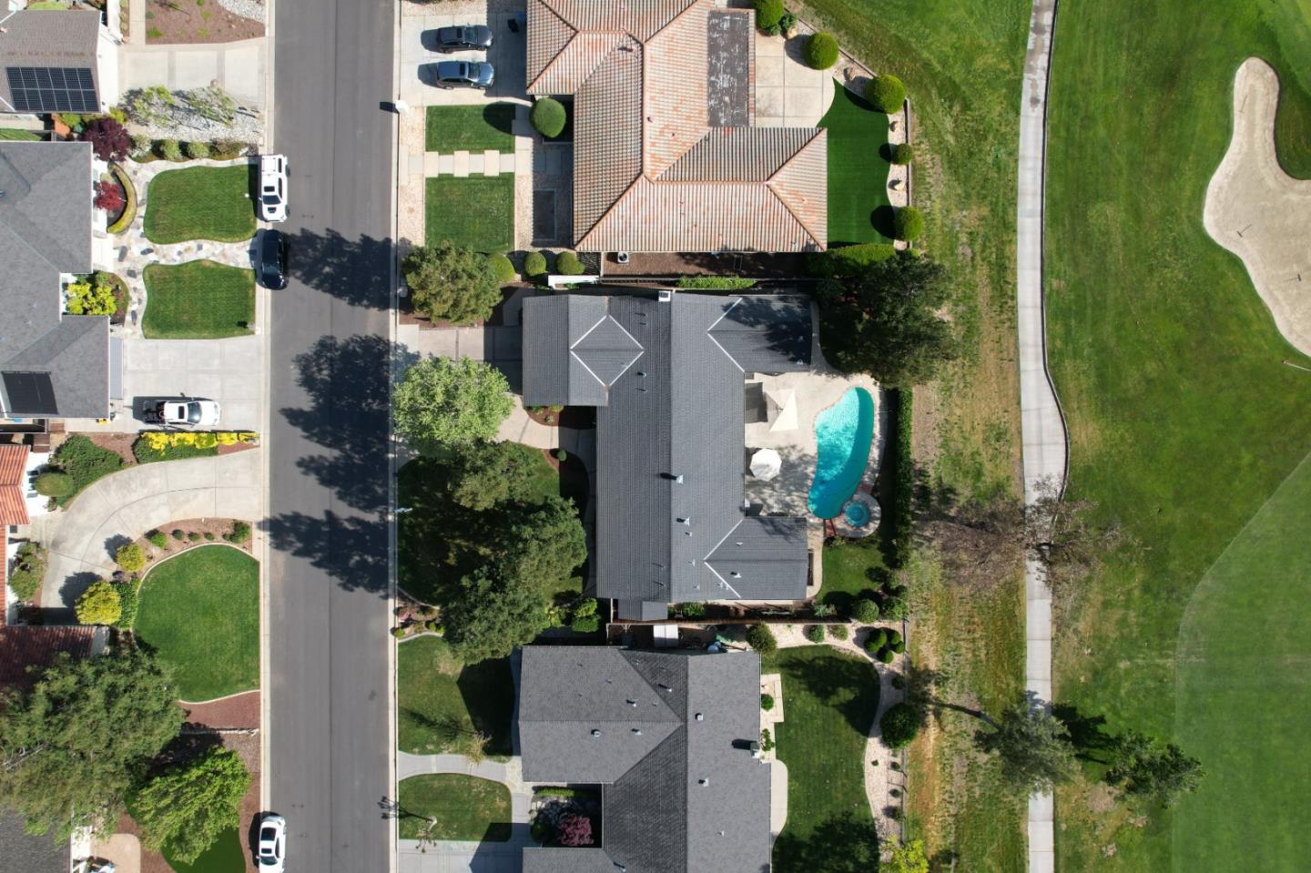 6564 Gillis DR
