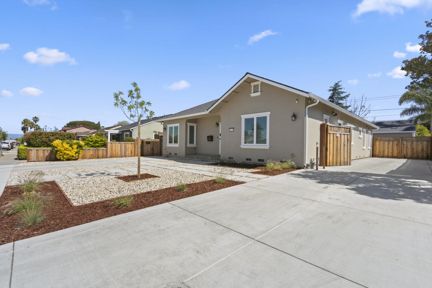 15194 Woodard RD