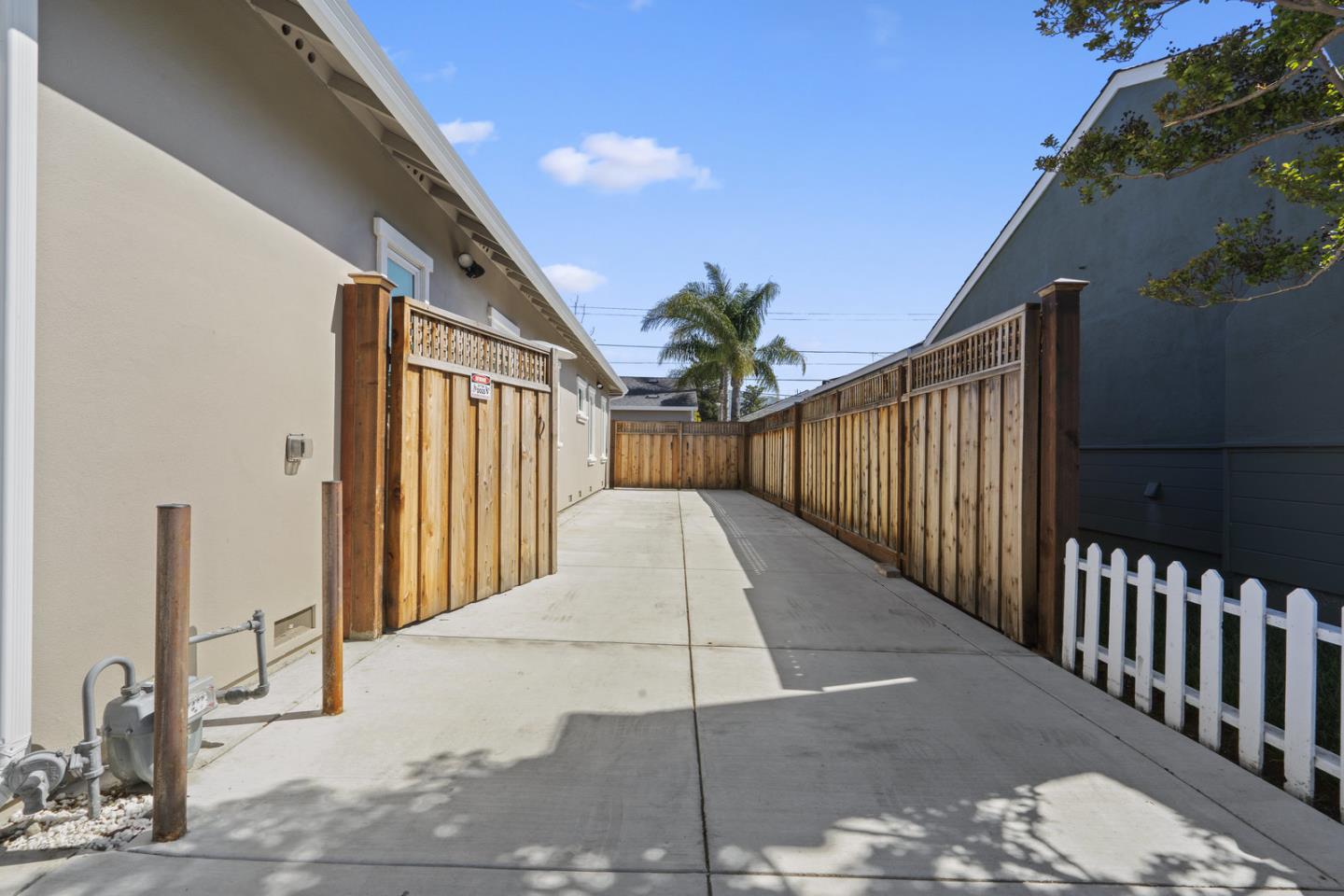 15194 Woodard RD