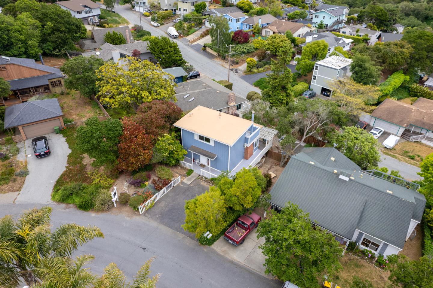 38 Loma AVE