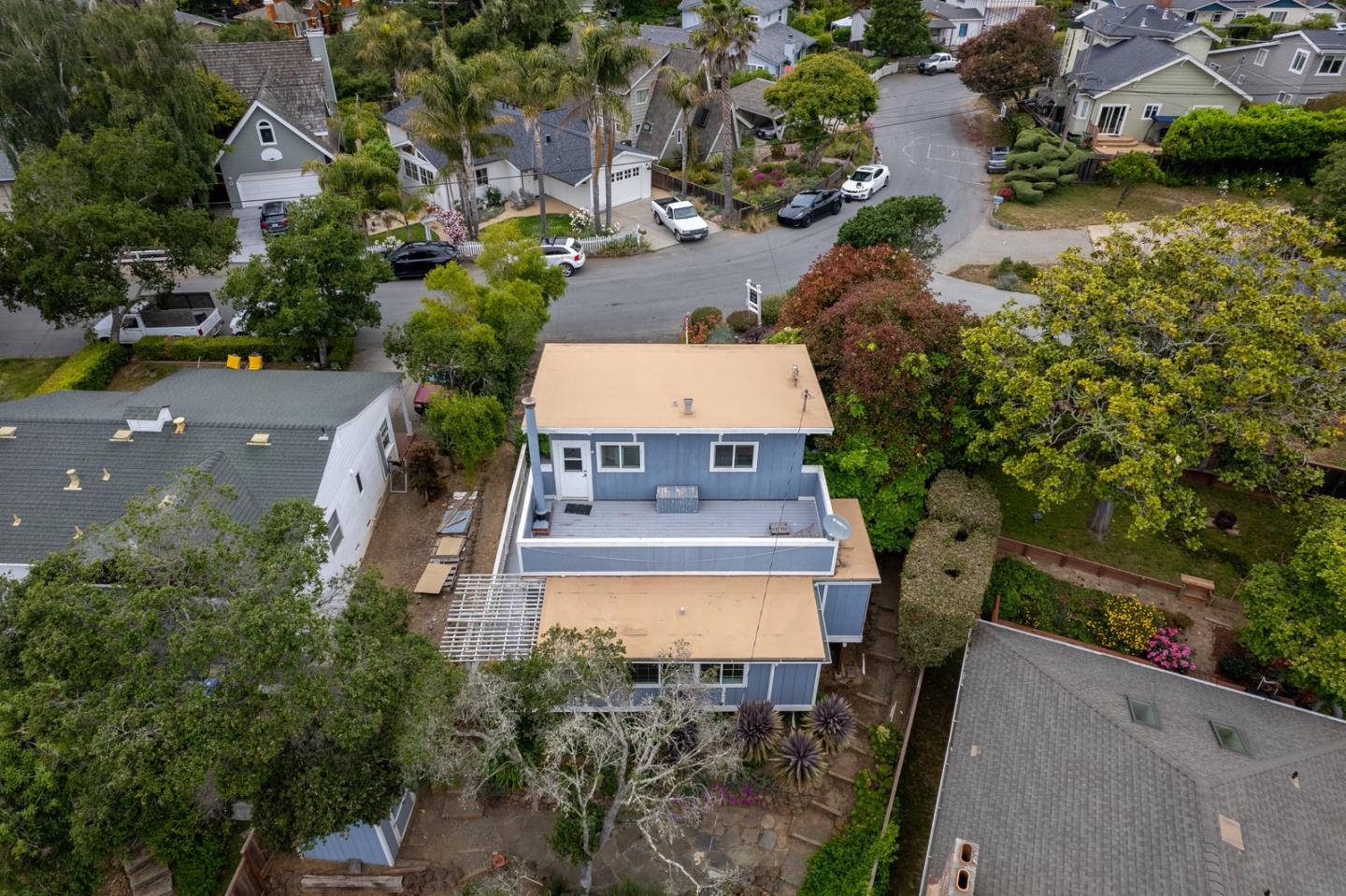 38 Loma AVE