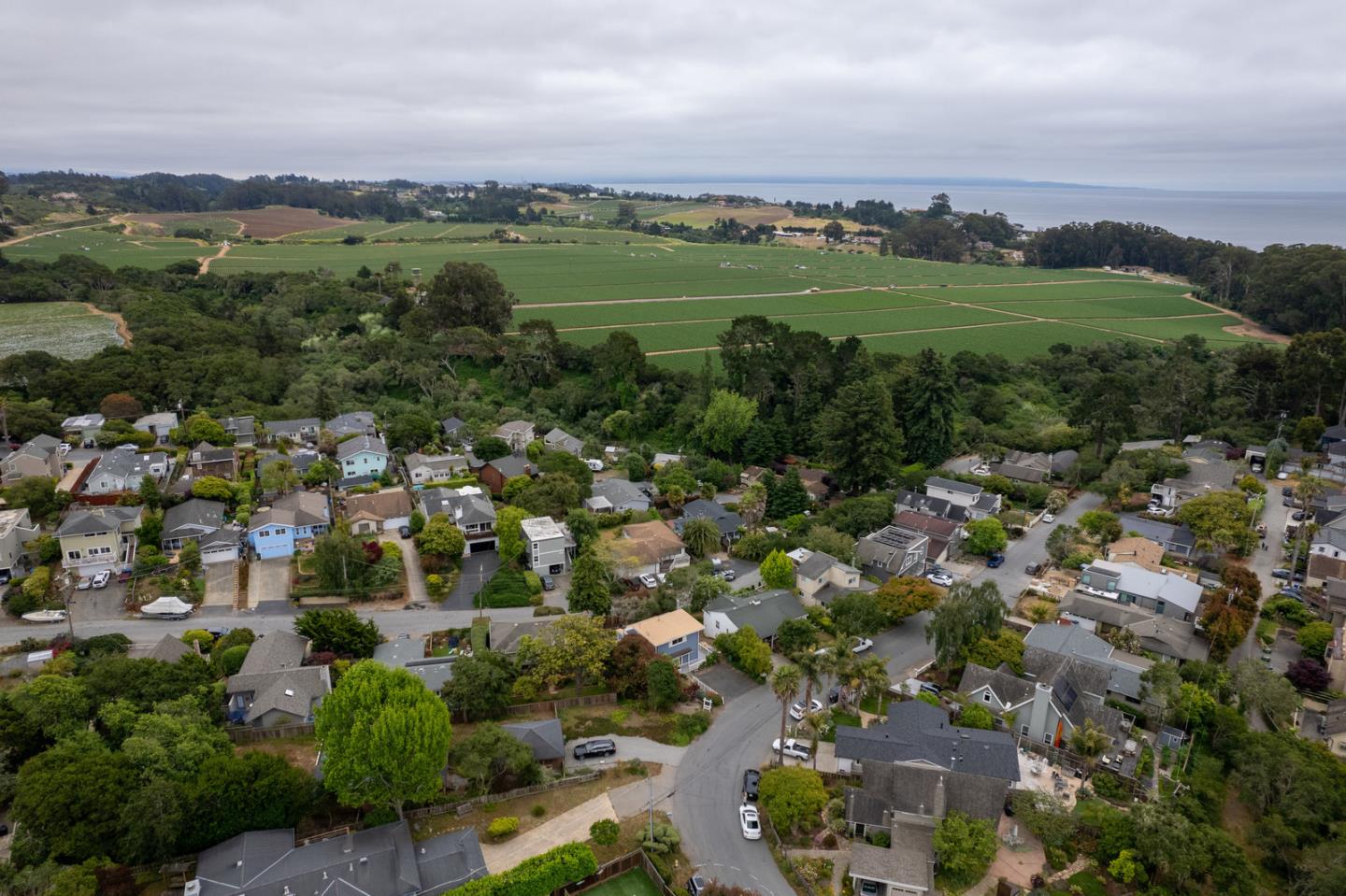 38 Loma AVE