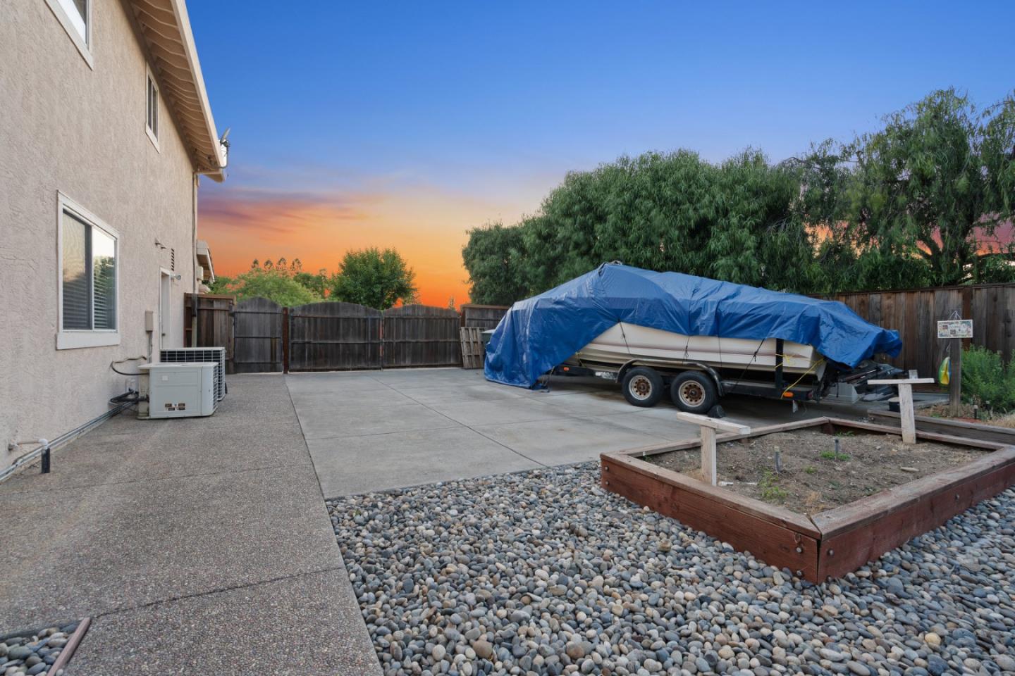 17420 Cristina CT