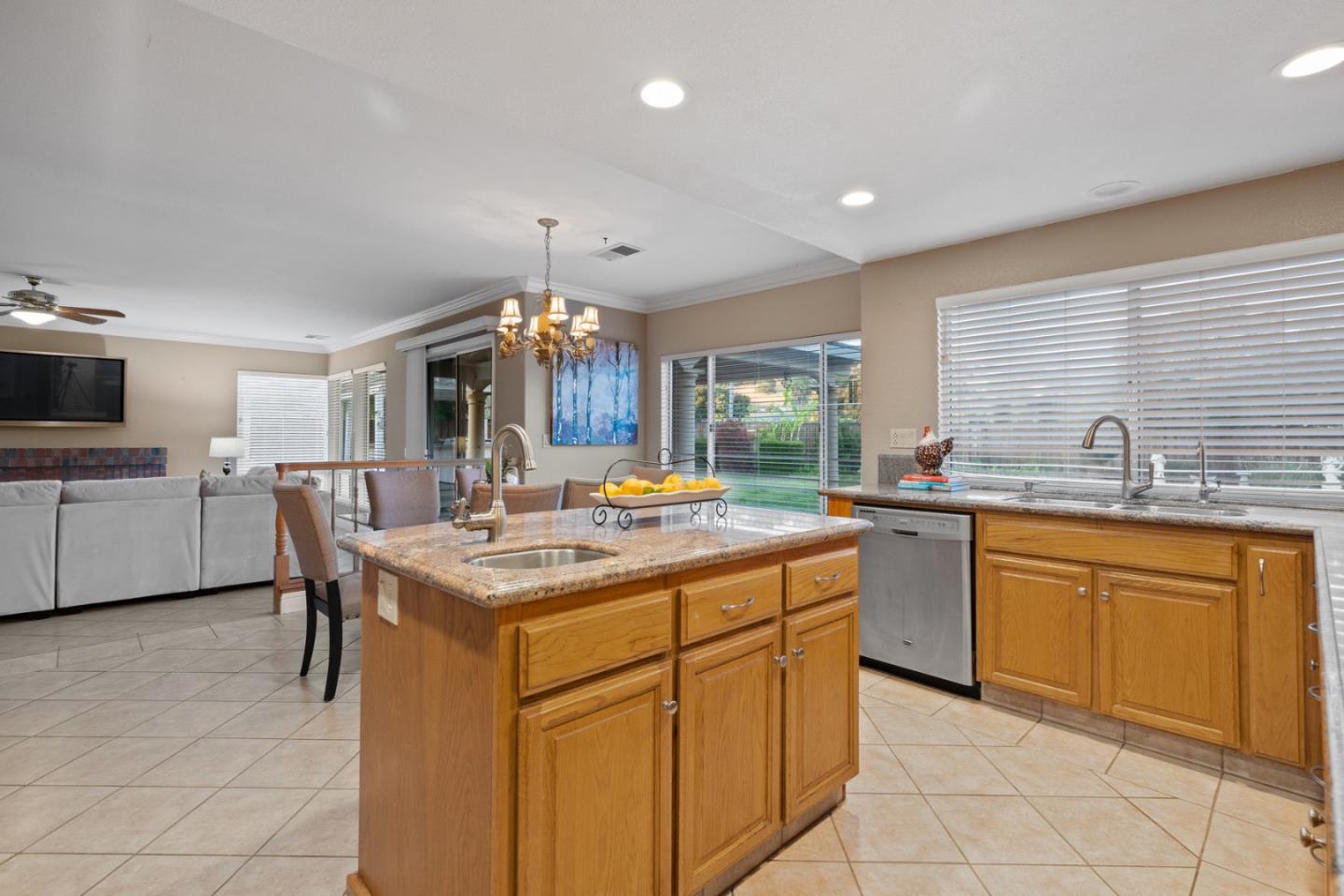 17420 Cristina CT