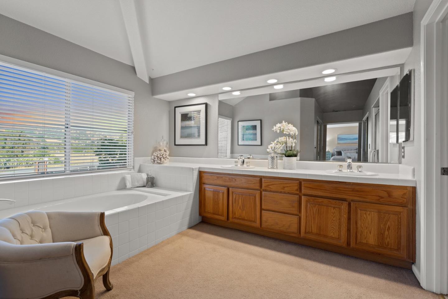 17420 Cristina CT