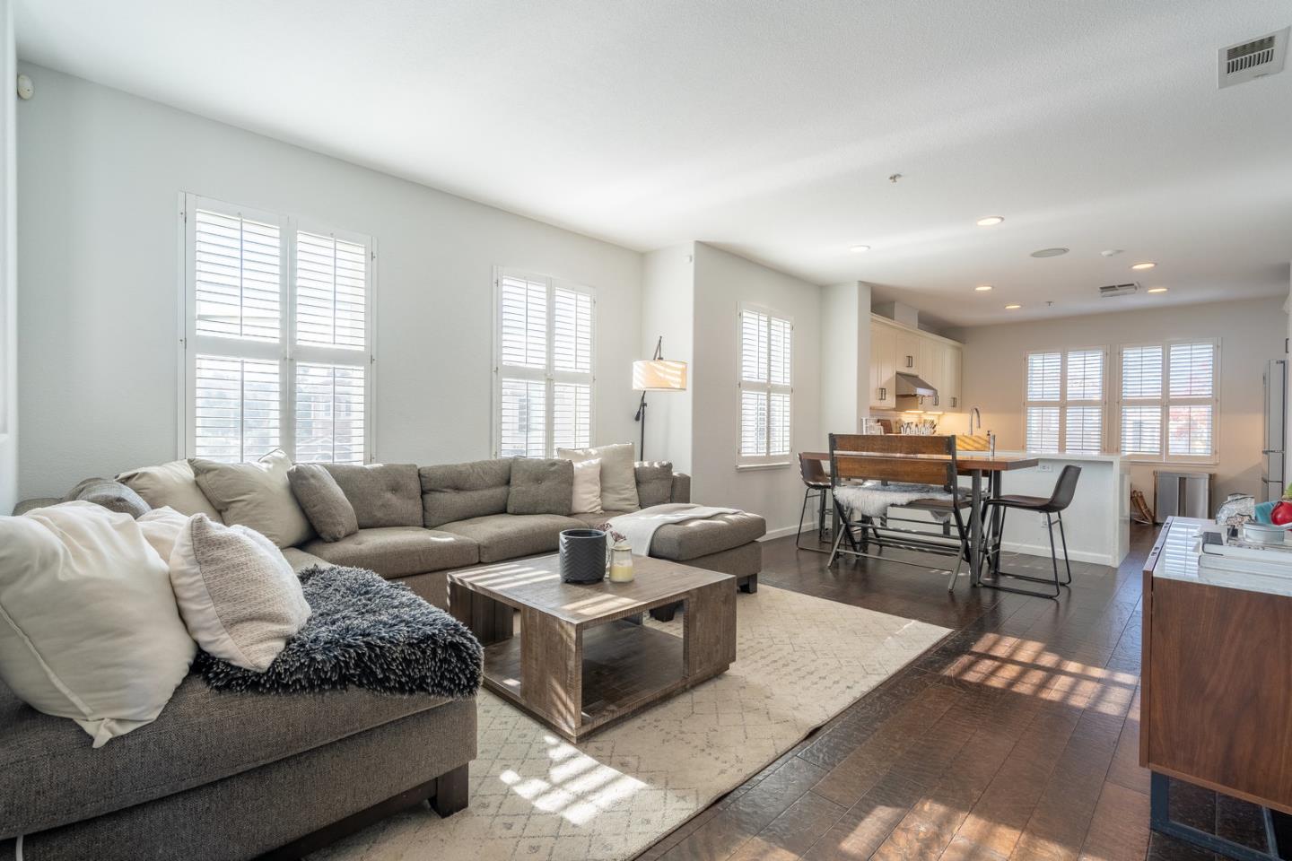 2234 Winepol LOOP