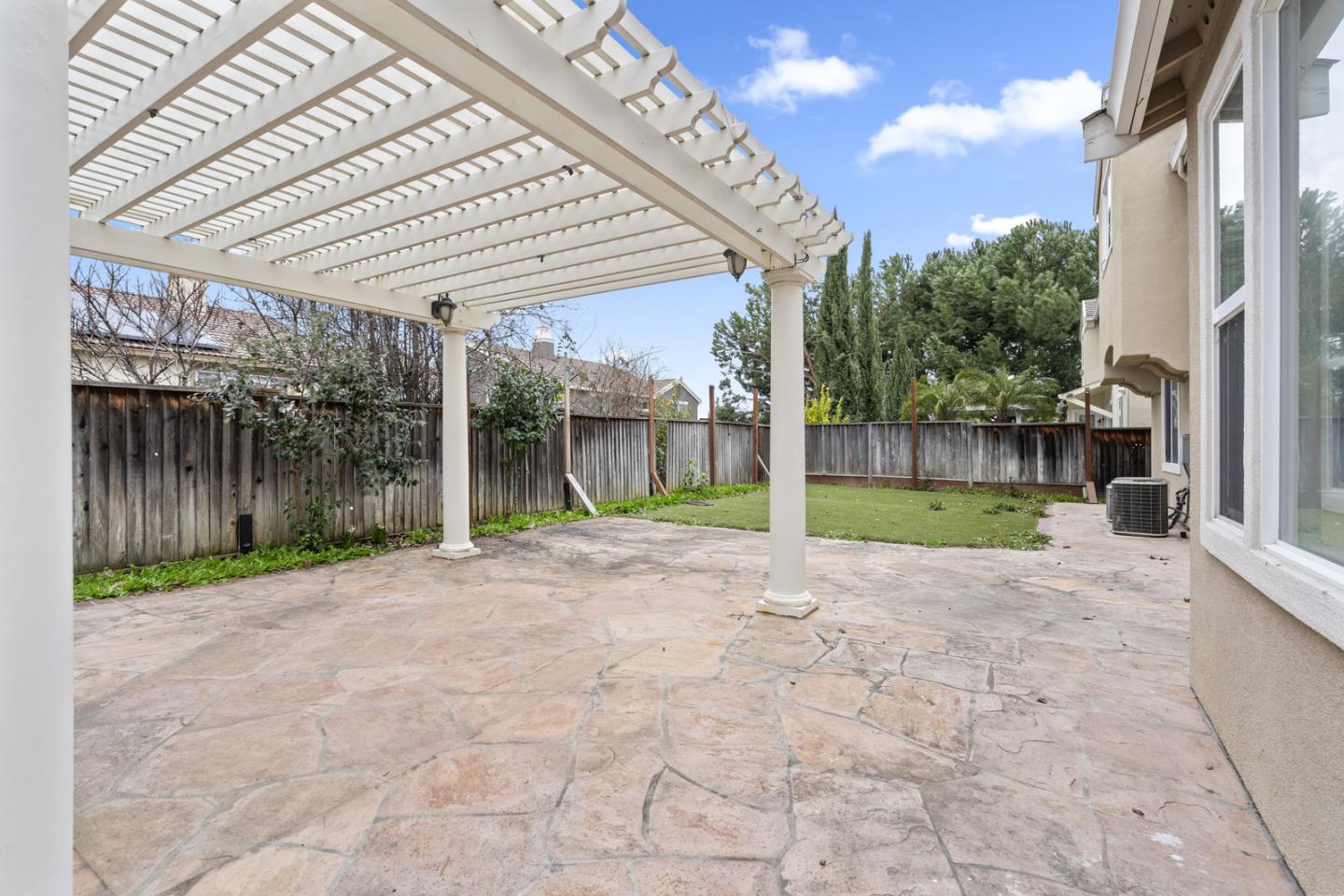 3921 Carracci LN