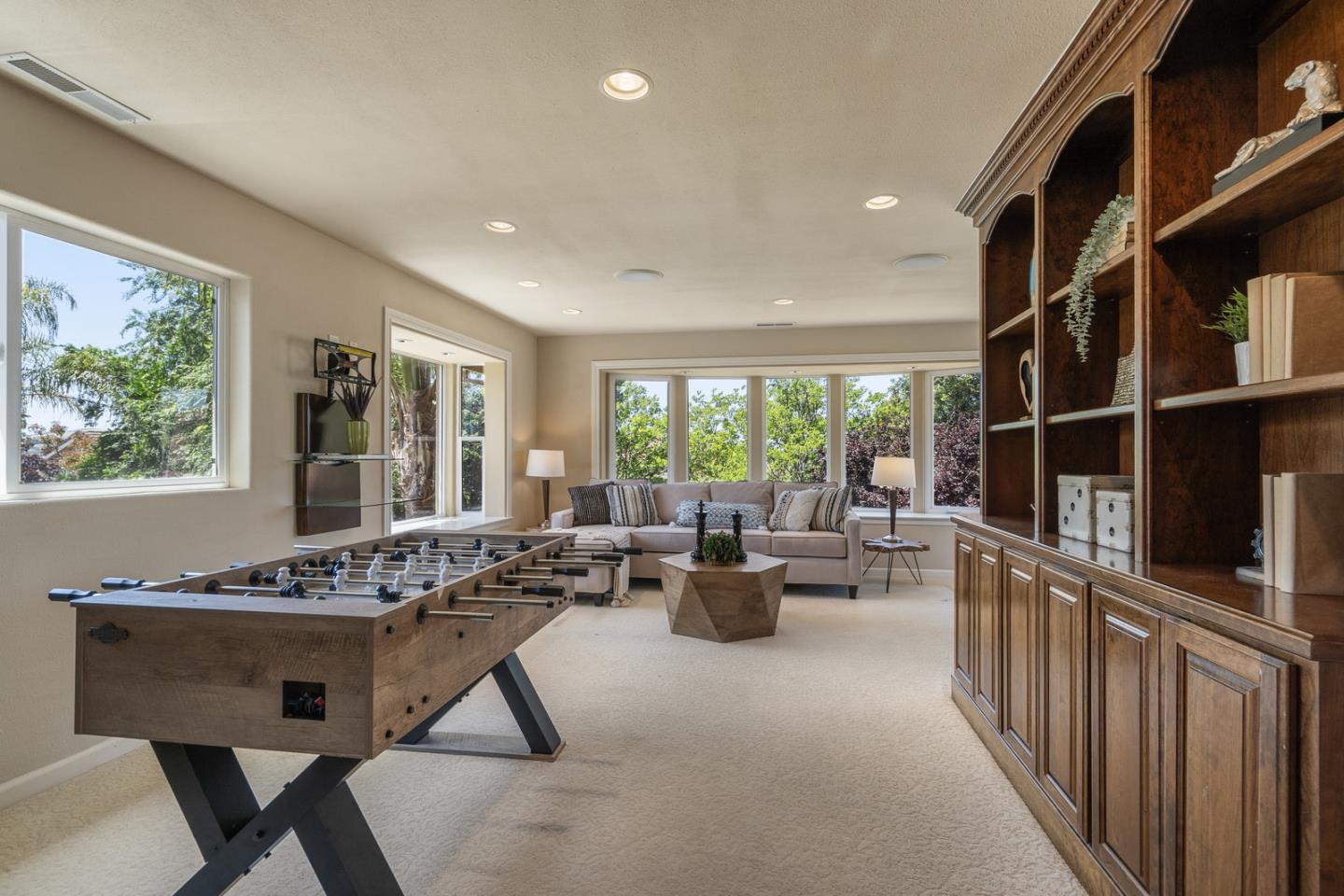 4131 Mackin Woods LN