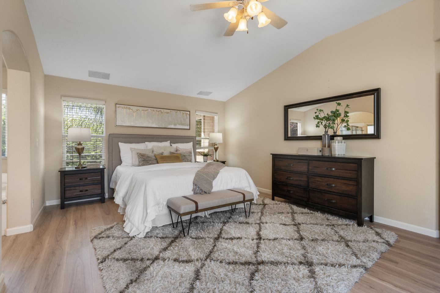 4131 Mackin Woods LN