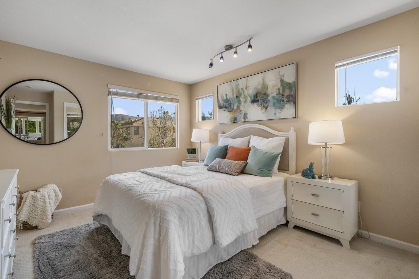 4131 Mackin Woods LN