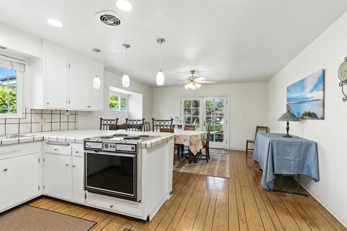 5222 Keystone Drive