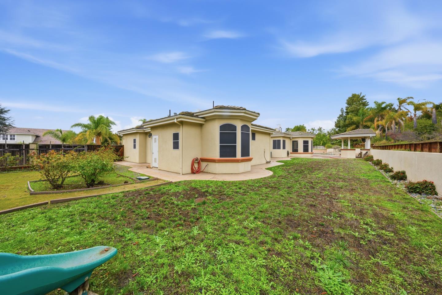 2000 Wellington Drive