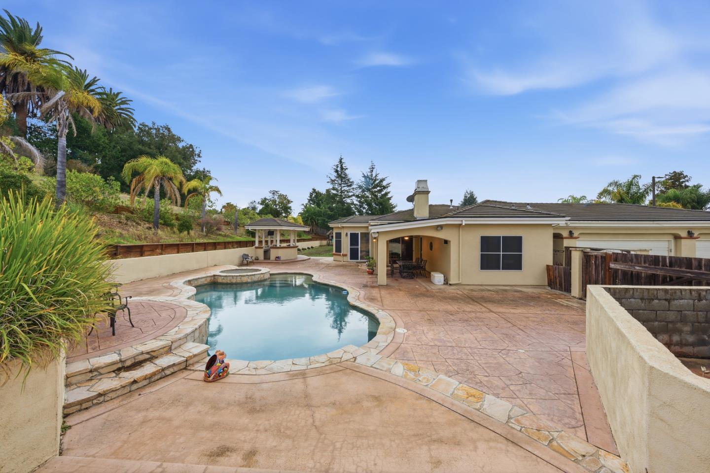 2000 Wellington Drive