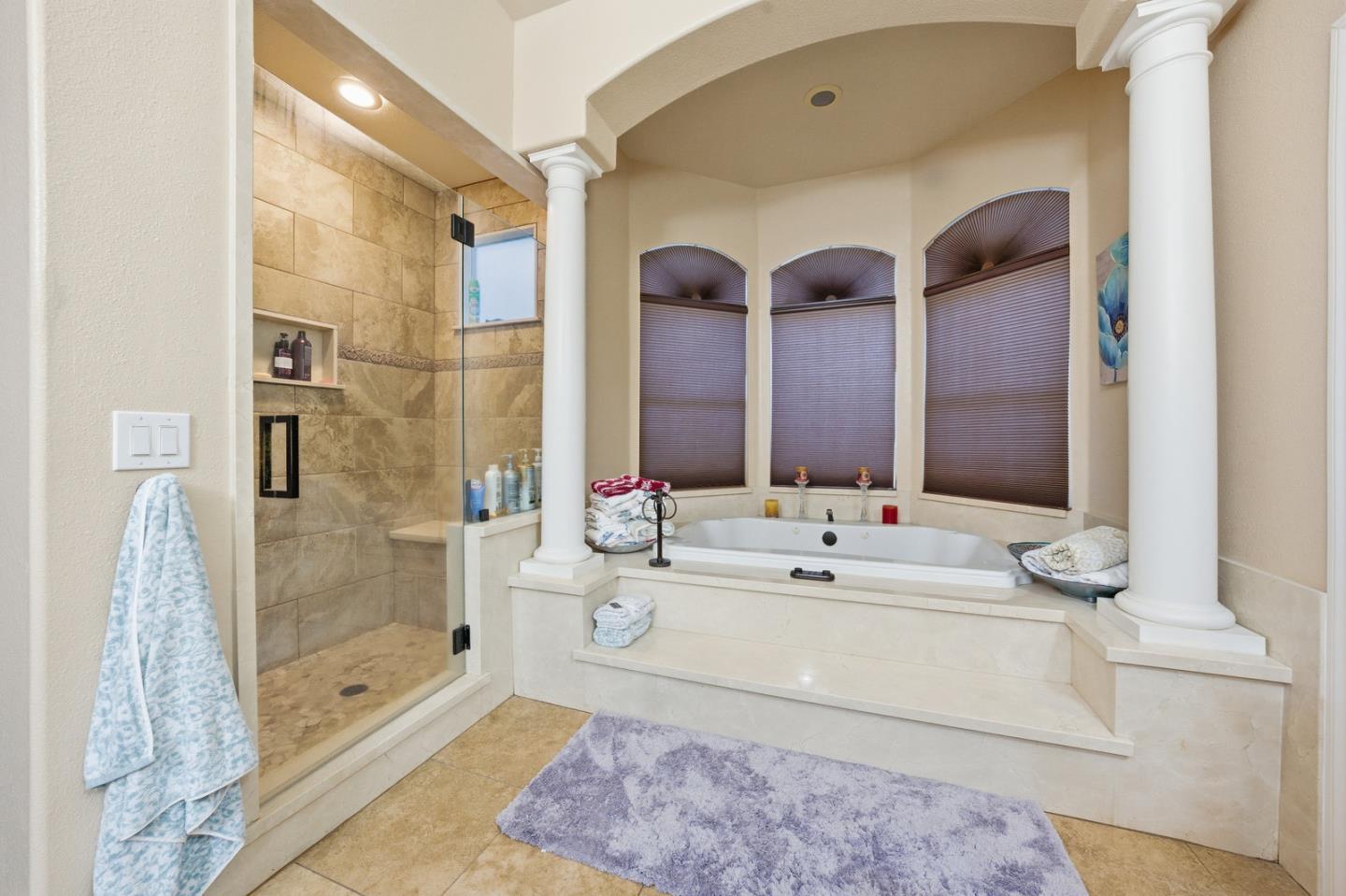 2000 Wellington Drive