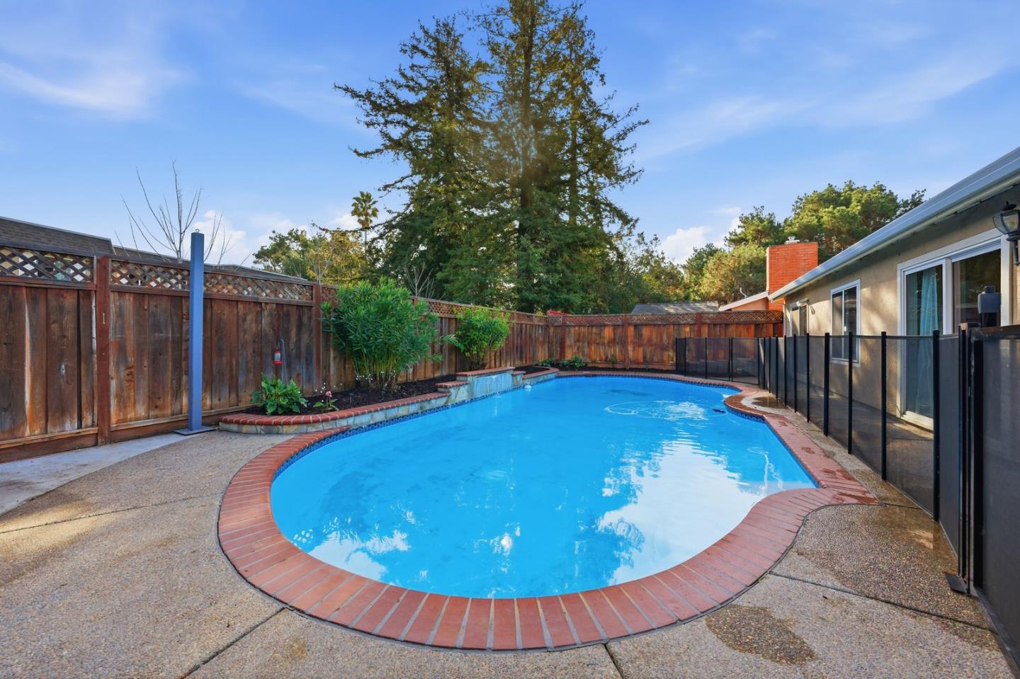 5368 Beech Grove Court