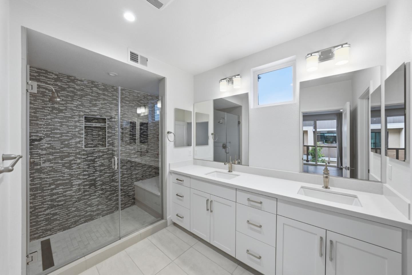 15016 Briggs Court
