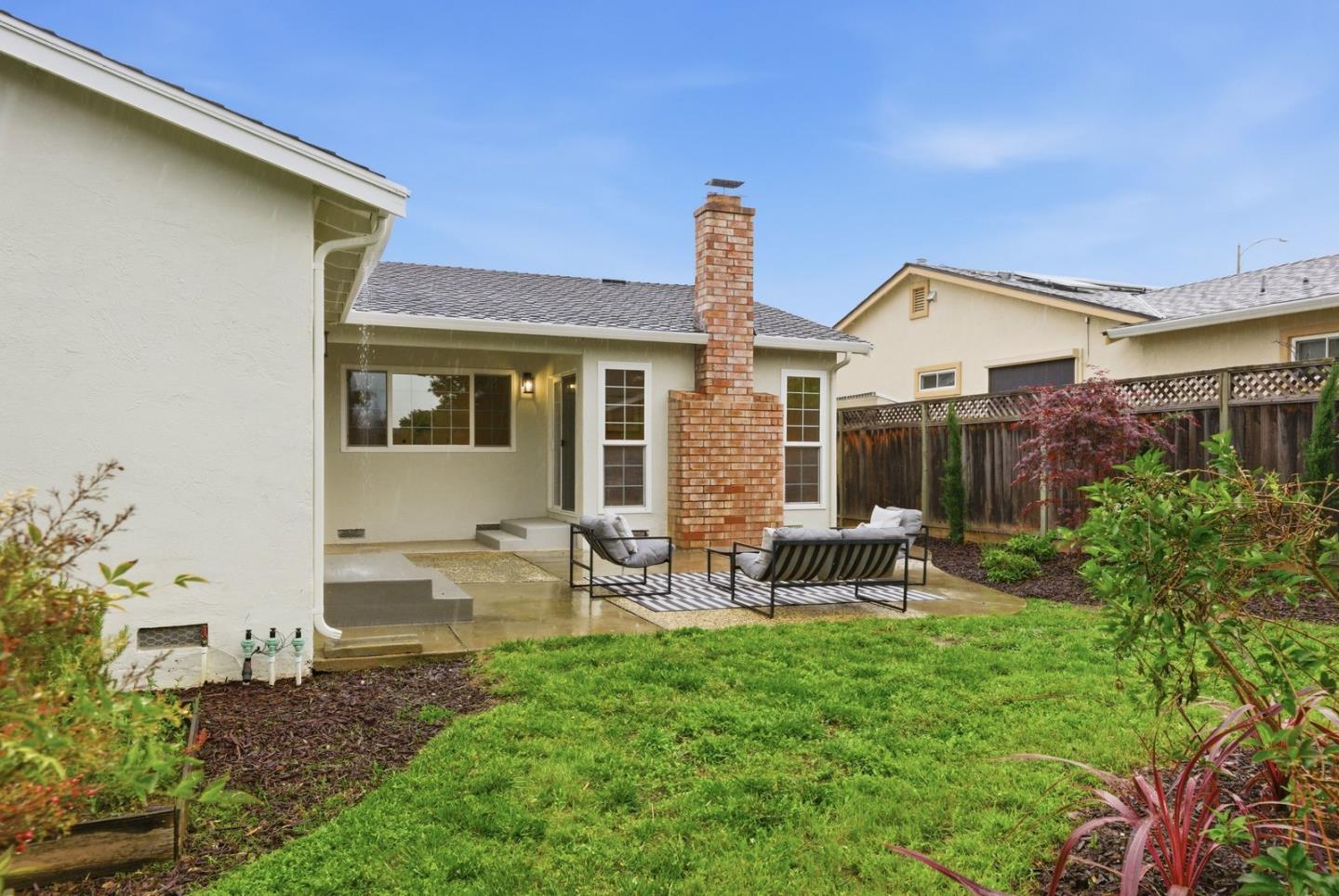5343 Hounds Estate