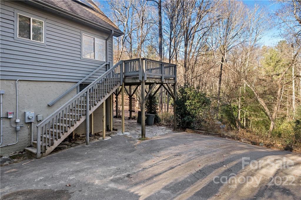95 Indian Bend Drive