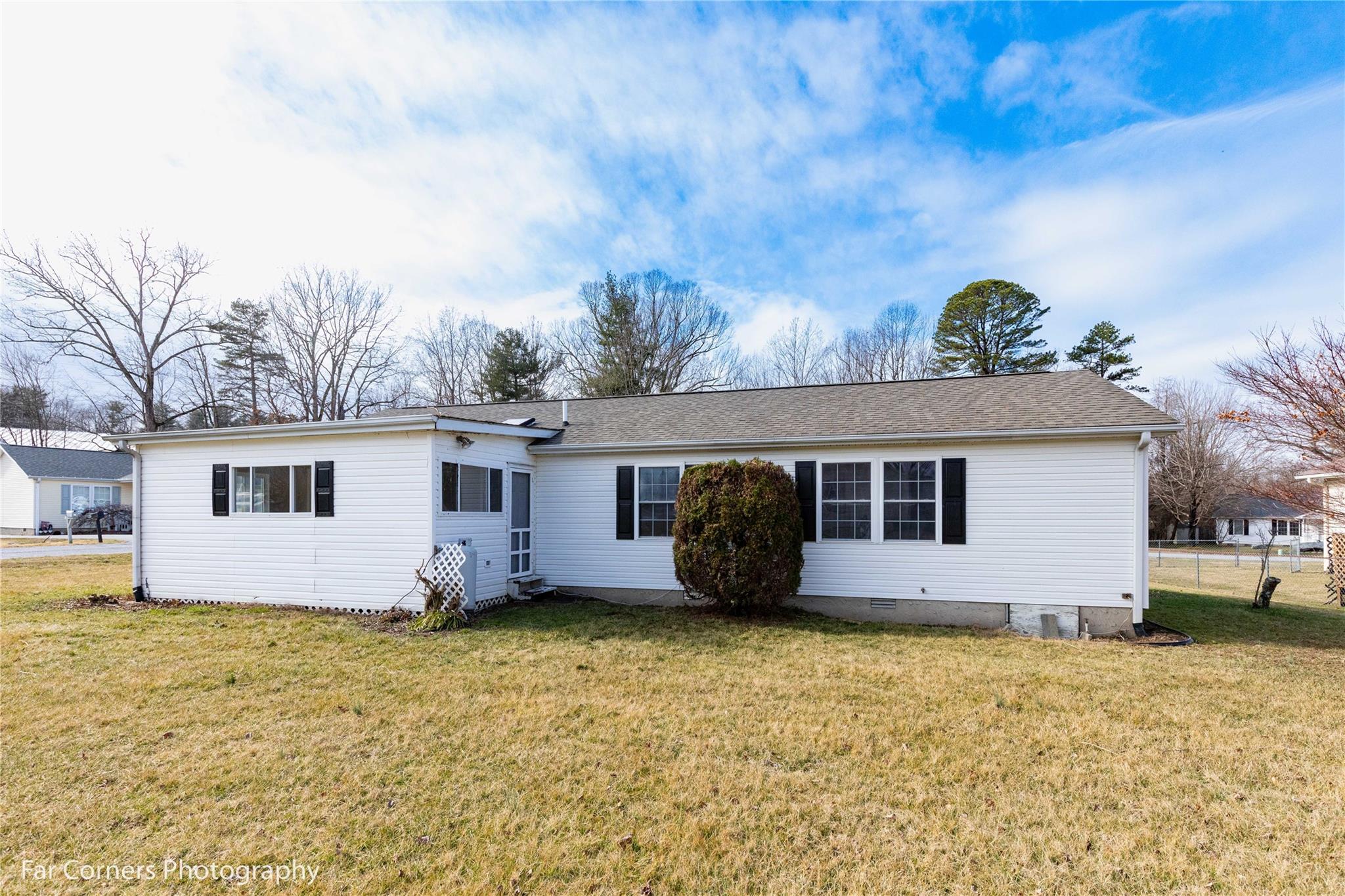 124 Sharons Way