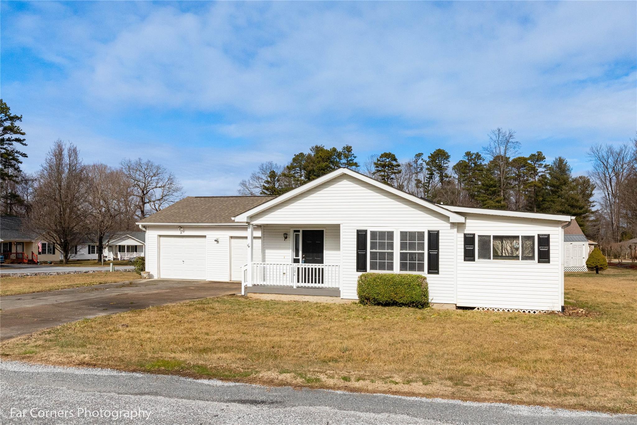 124 Sharons Way