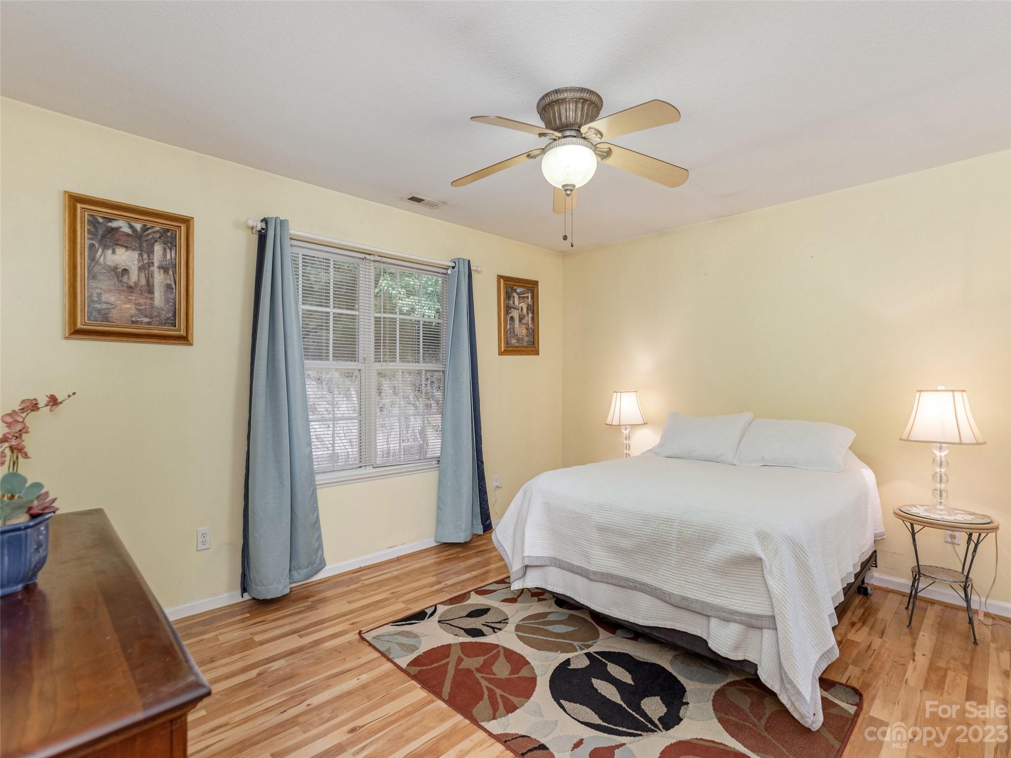 430 Wiltshire Circle