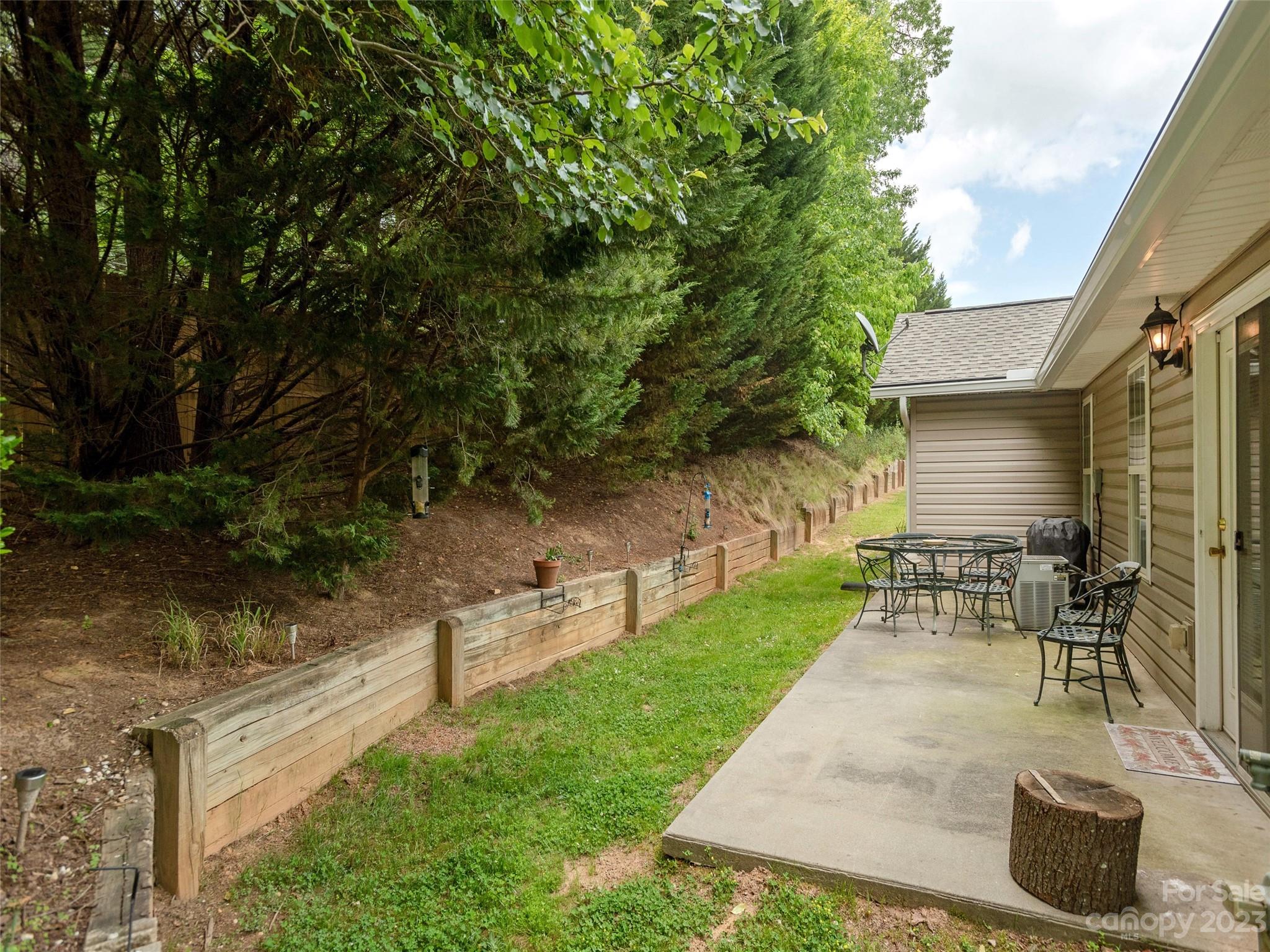 430 Wiltshire Circle