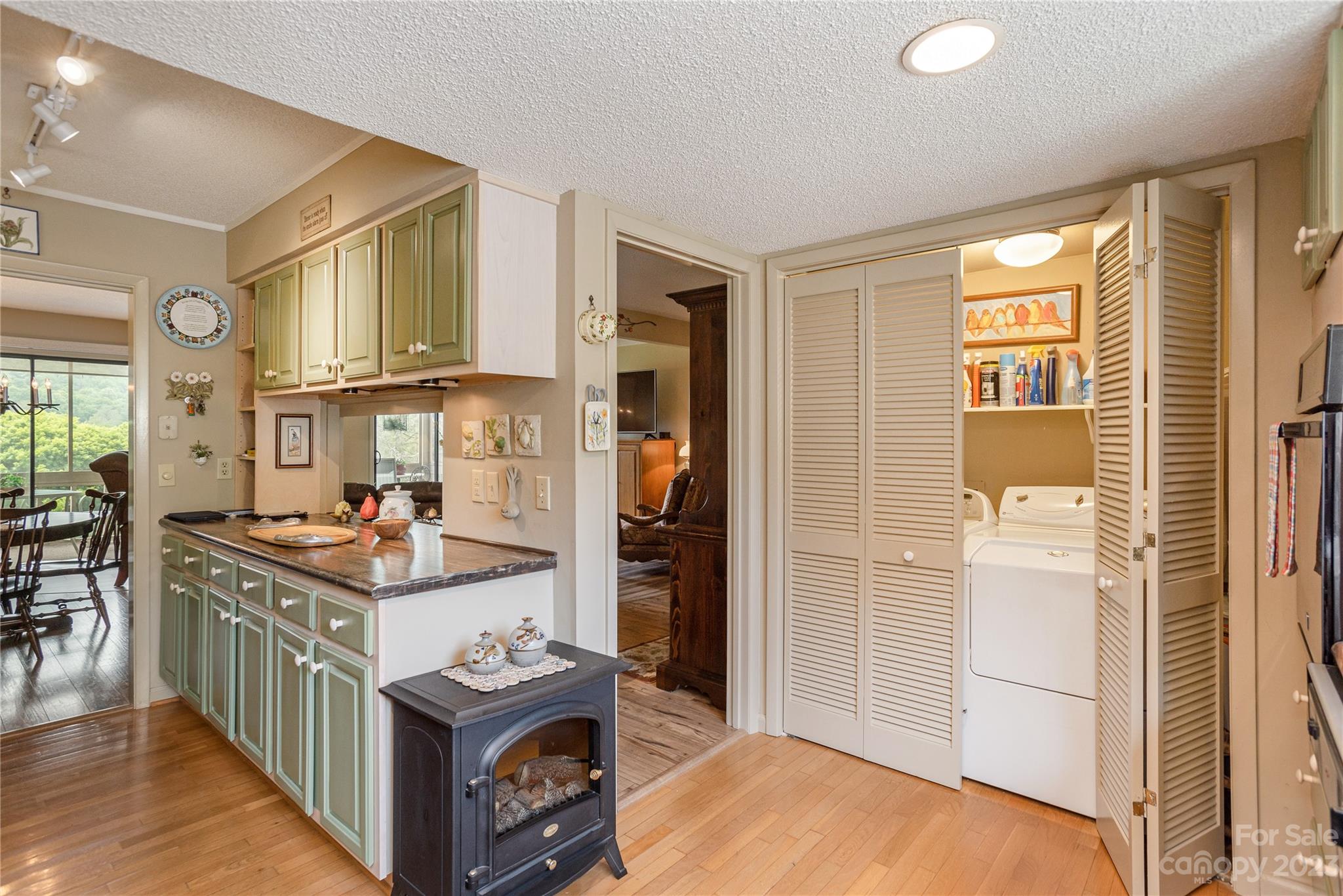 175 Glen Cannon Point Unit: 4