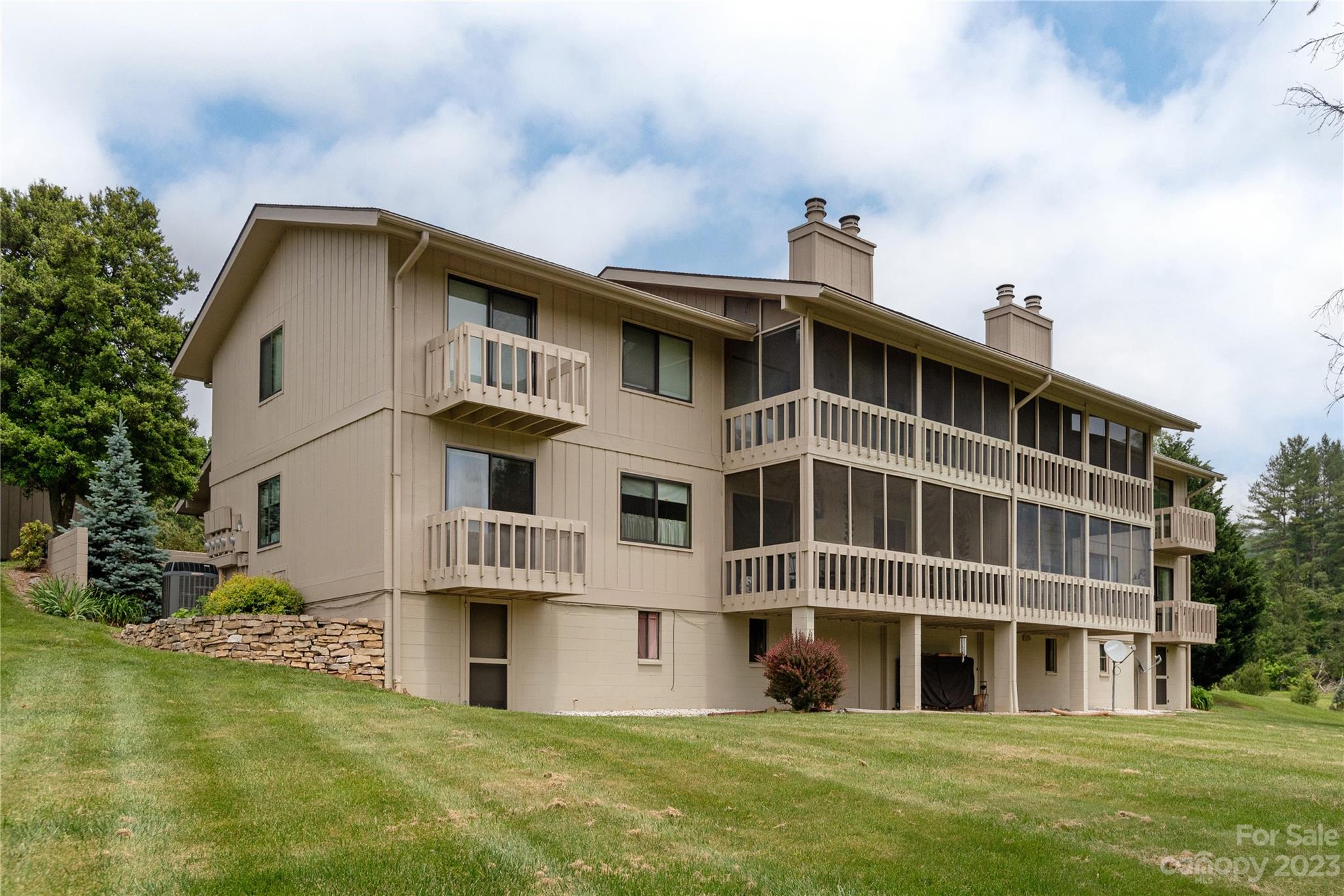 175 Glen Cannon Point Unit: 4